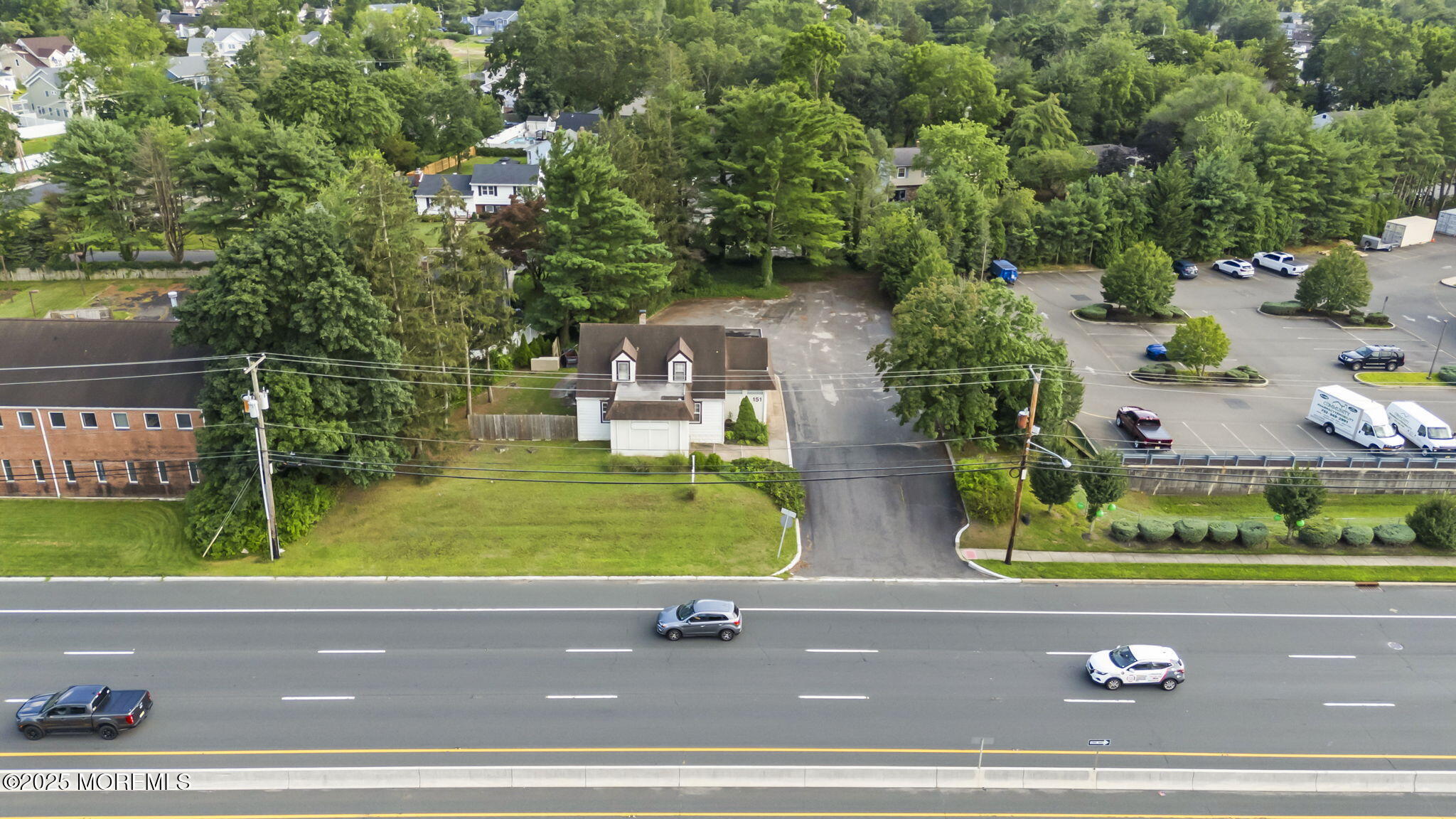 151 Route 37