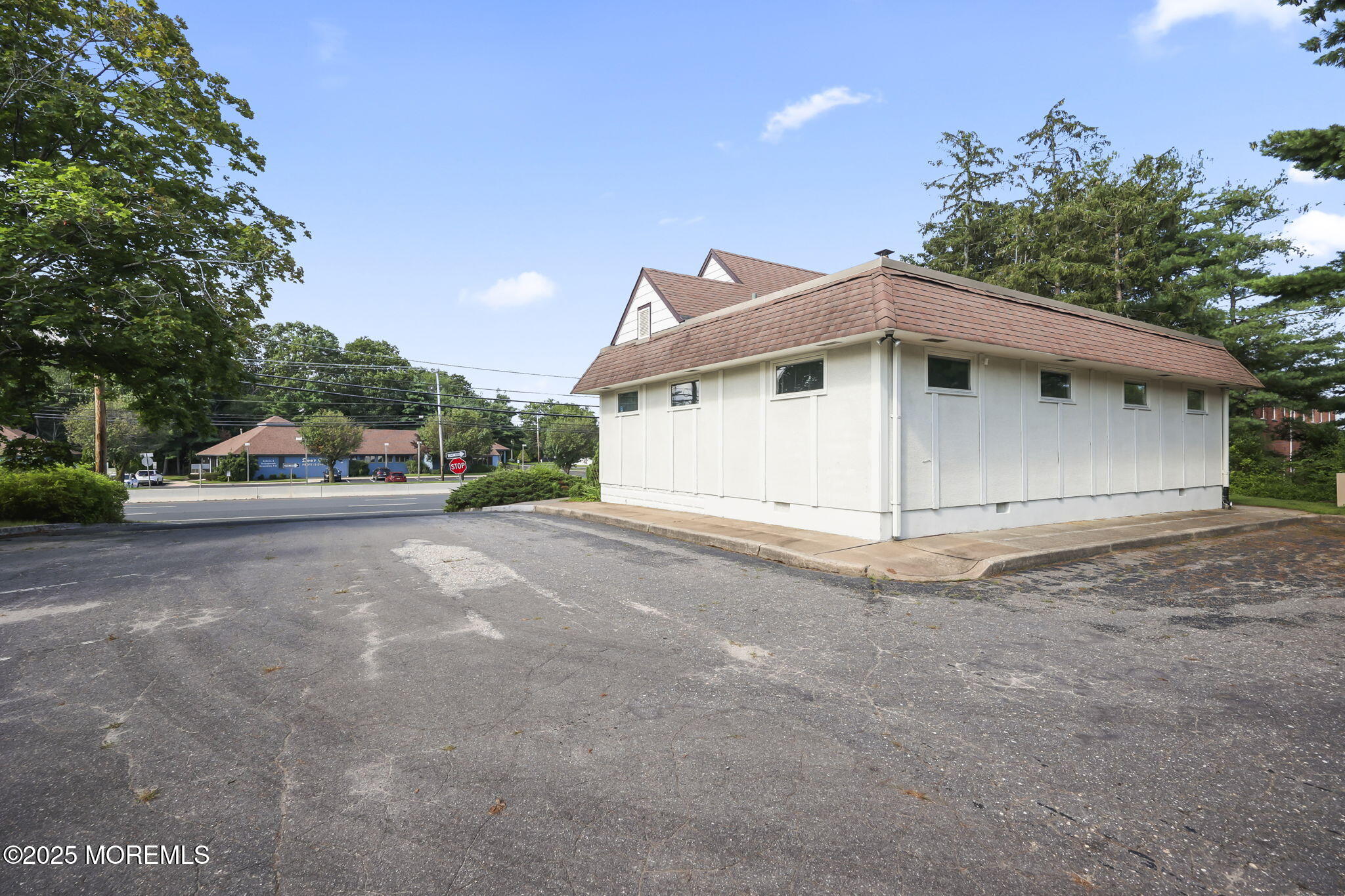 151 Route 37