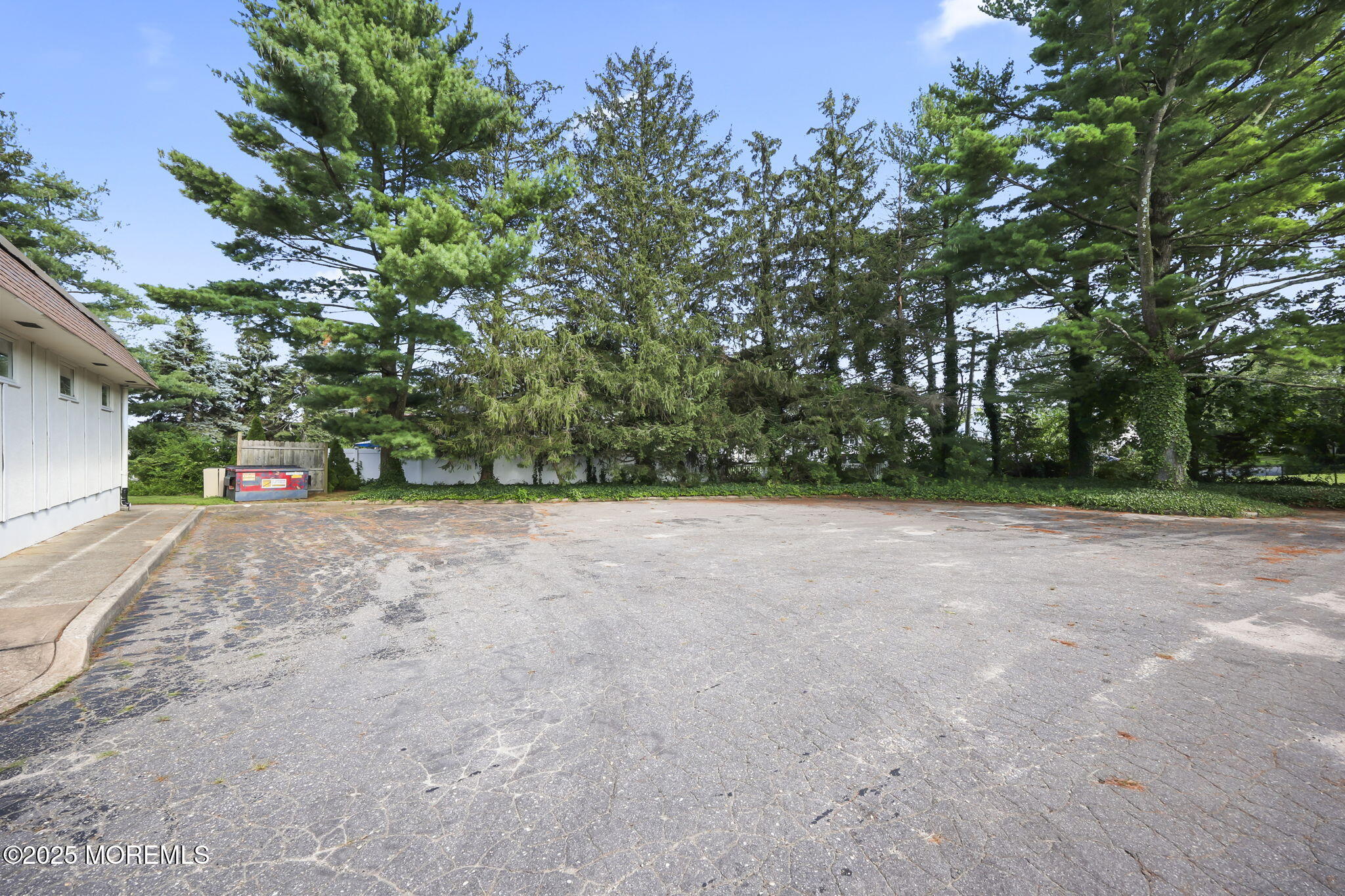 151 Route 37