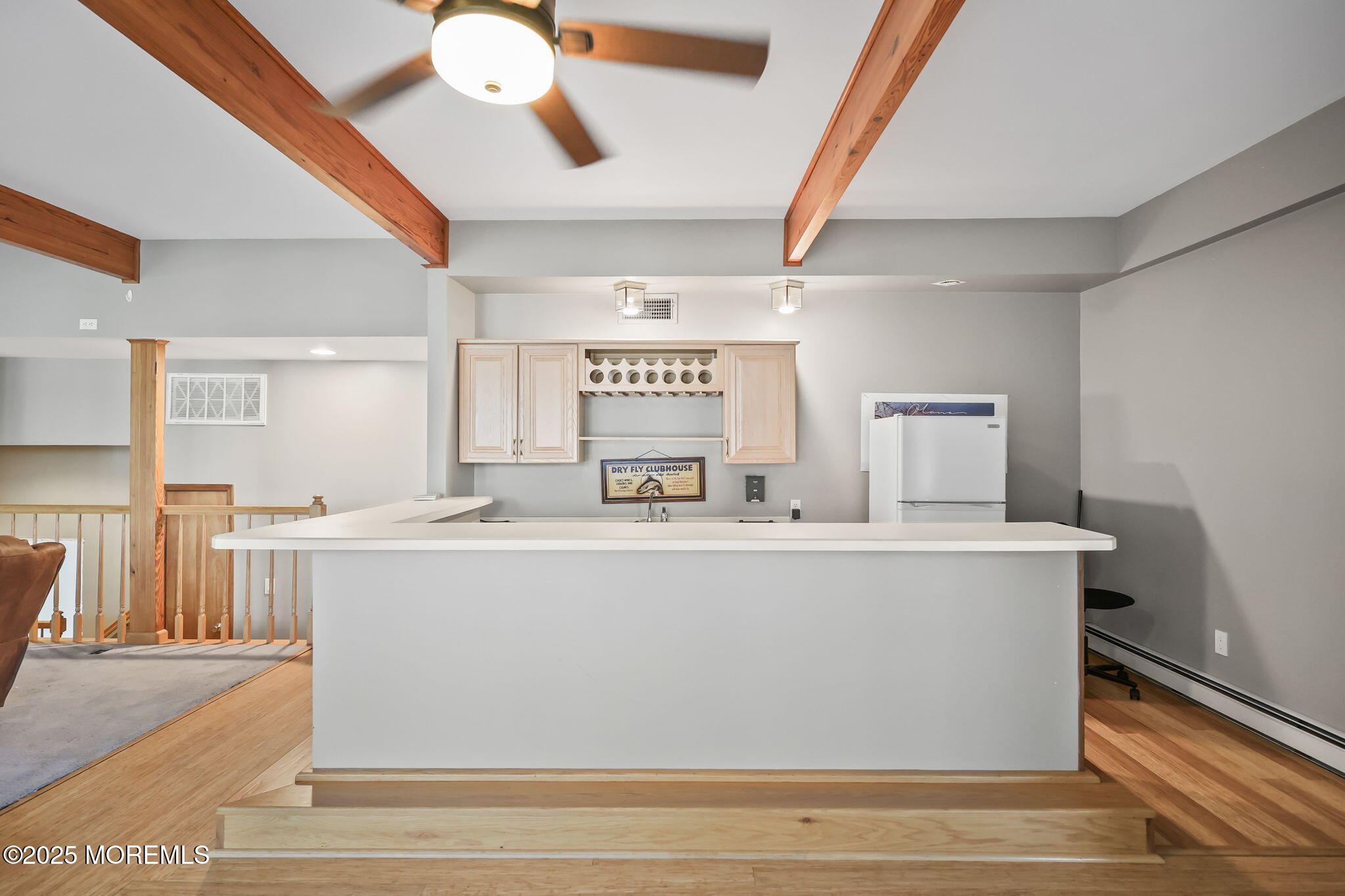 10 W Riverside Drive