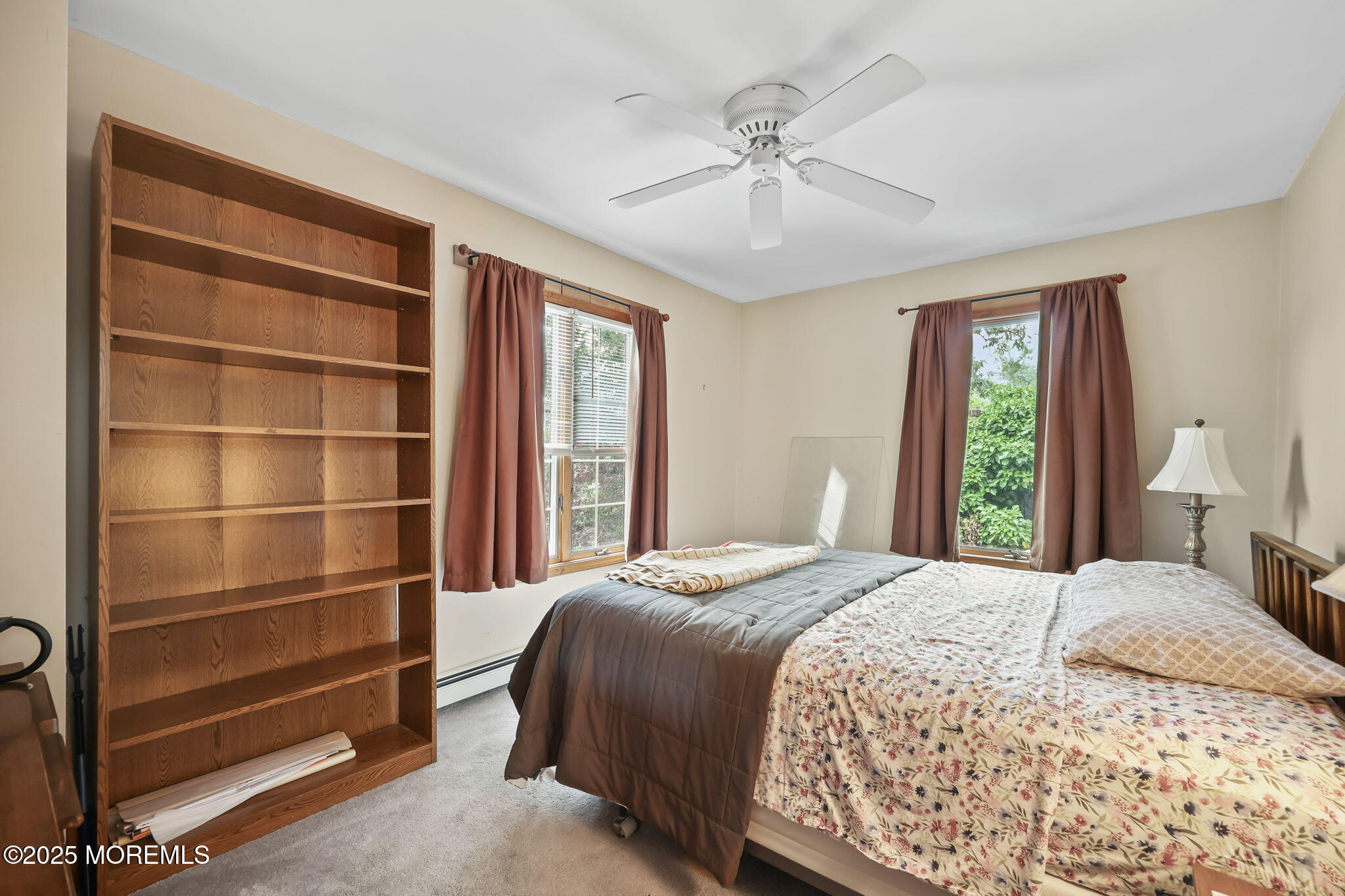 10 W Riverside Drive