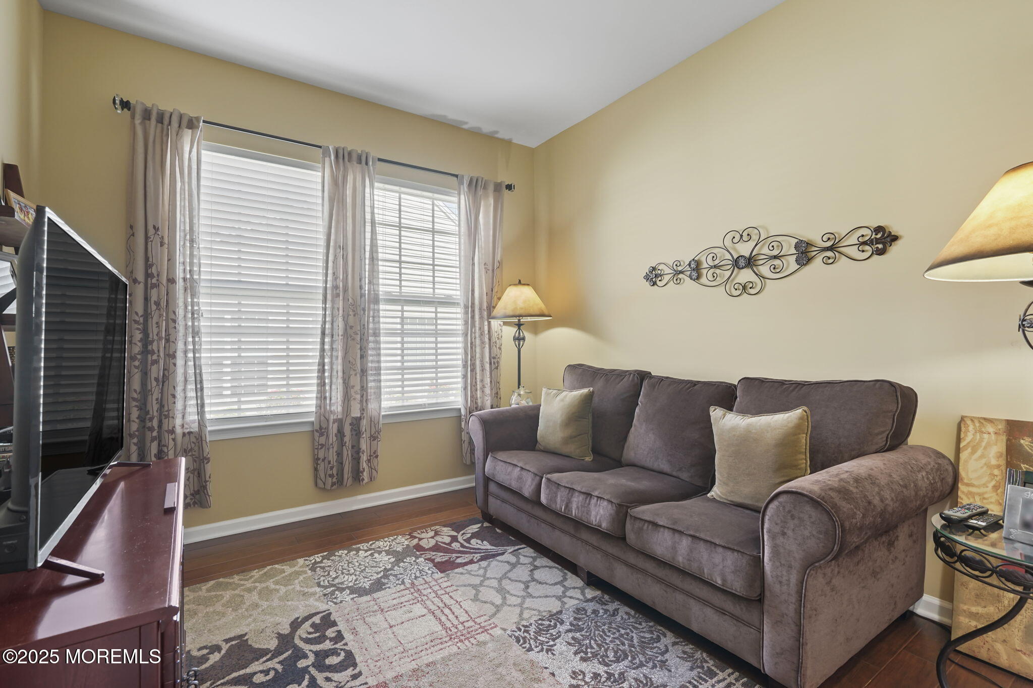 15 Ascot Lane