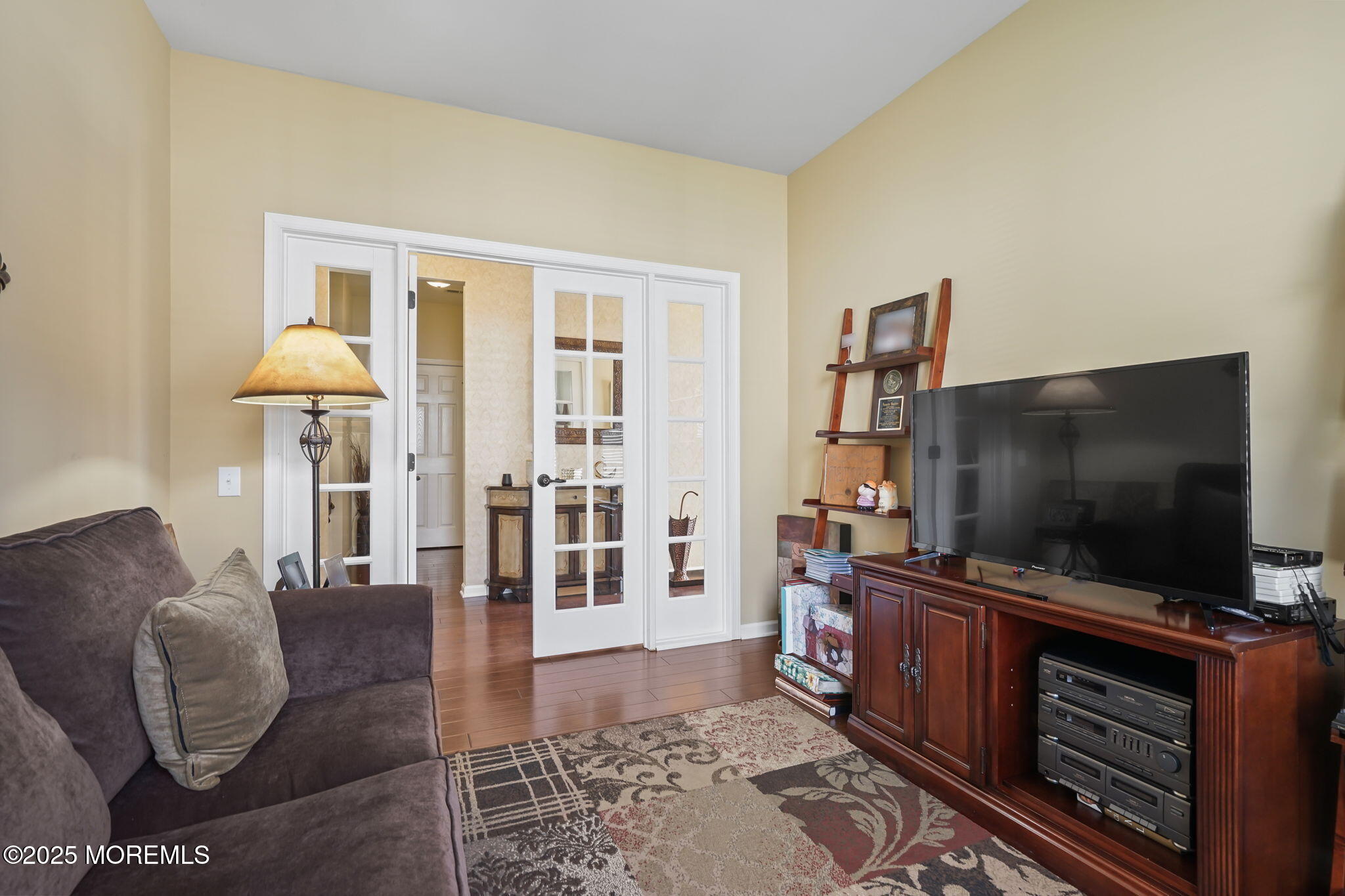 15 Ascot Lane
