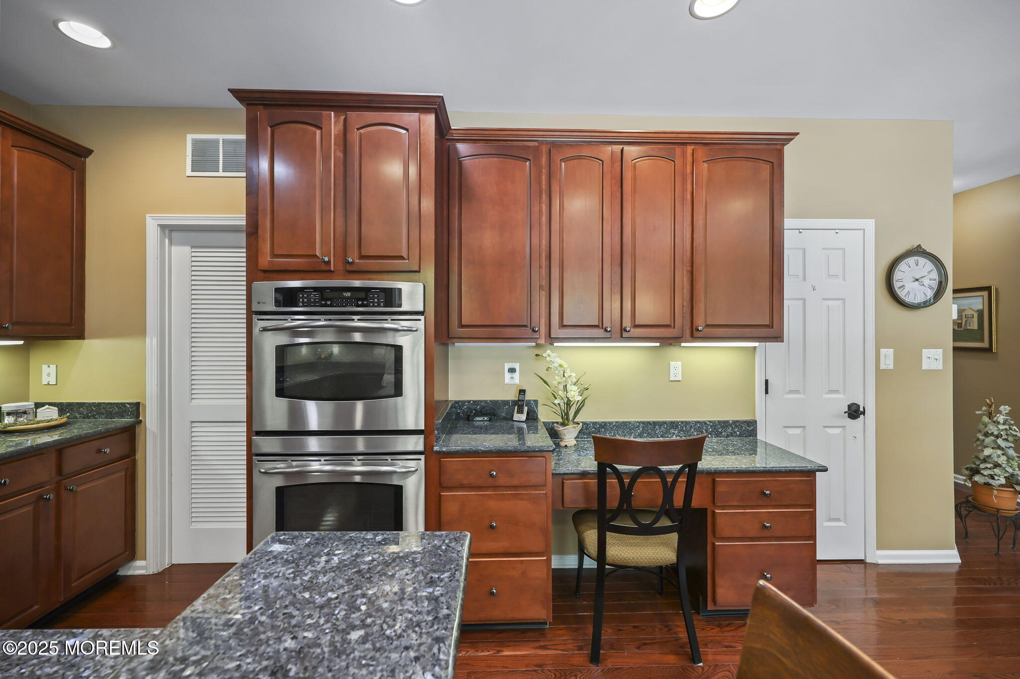7 Trumbull Court