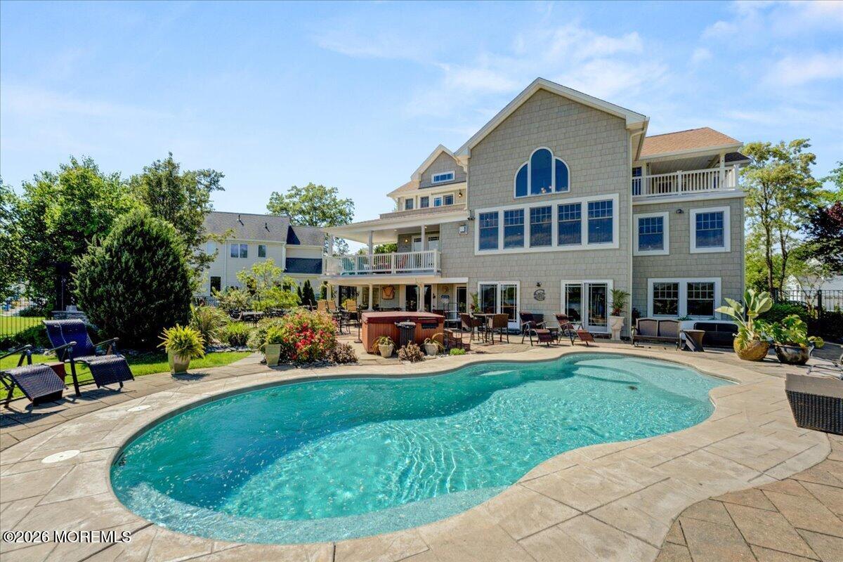 68 Seneca Place