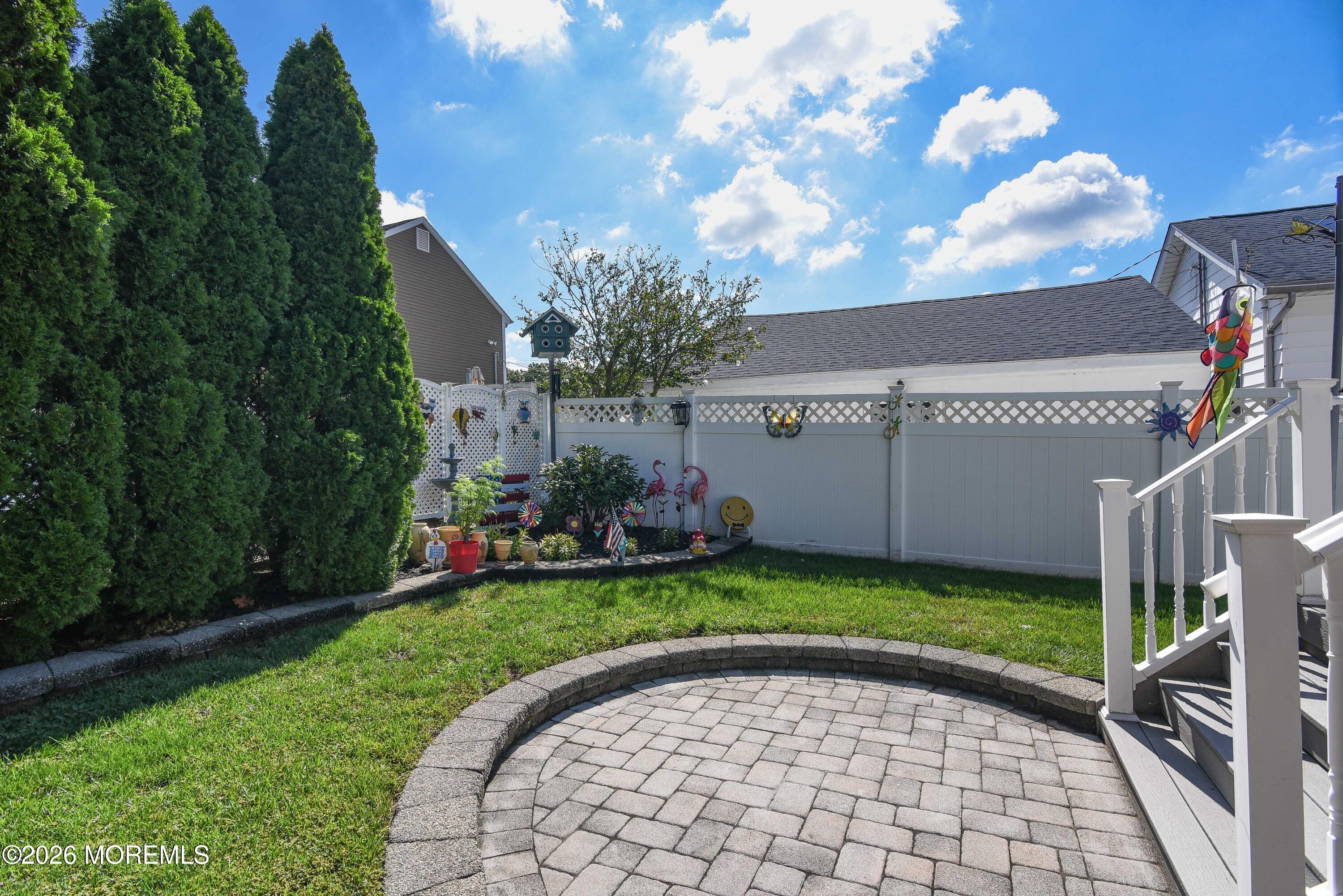 16 Cheesequake Road