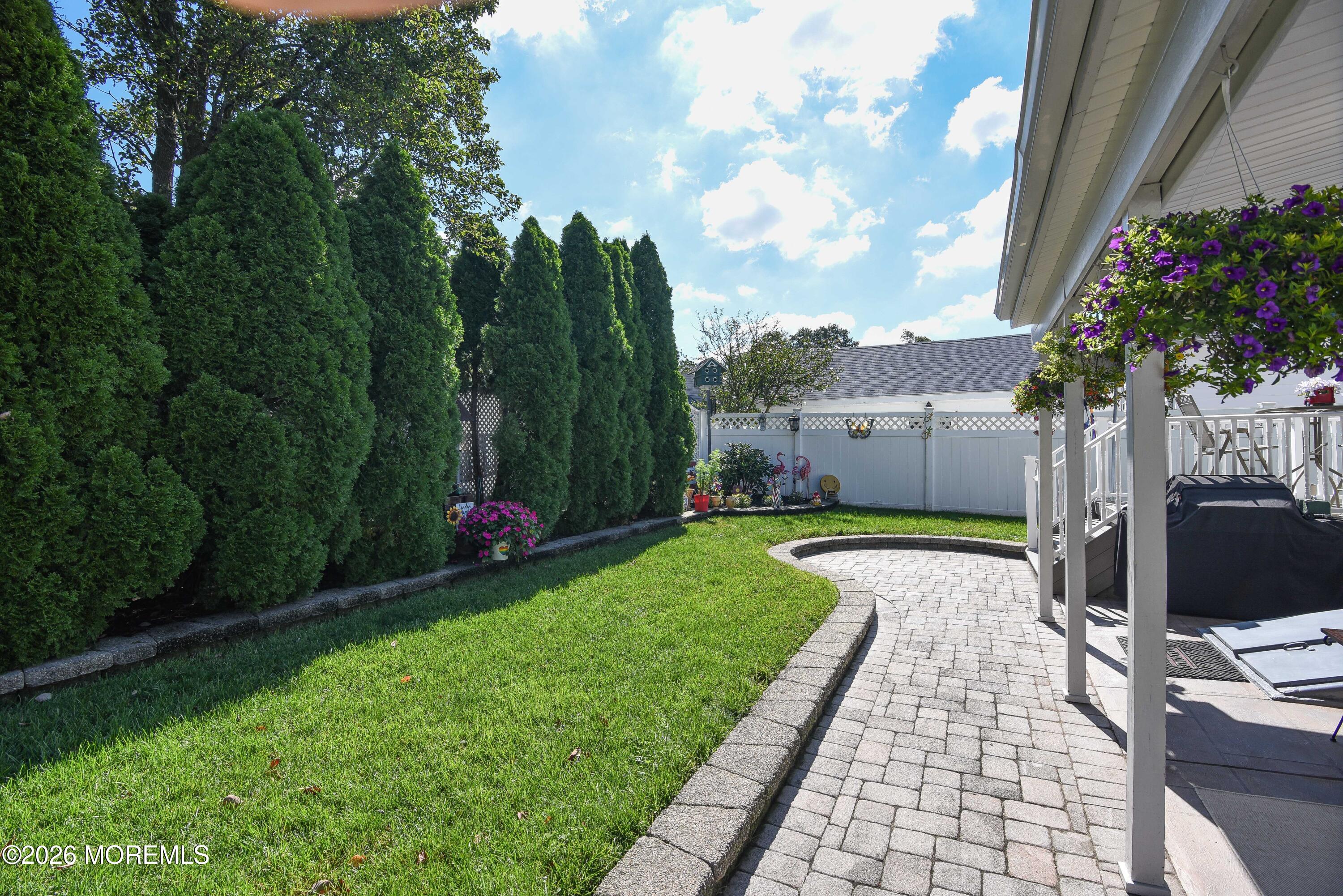16 Cheesequake Road