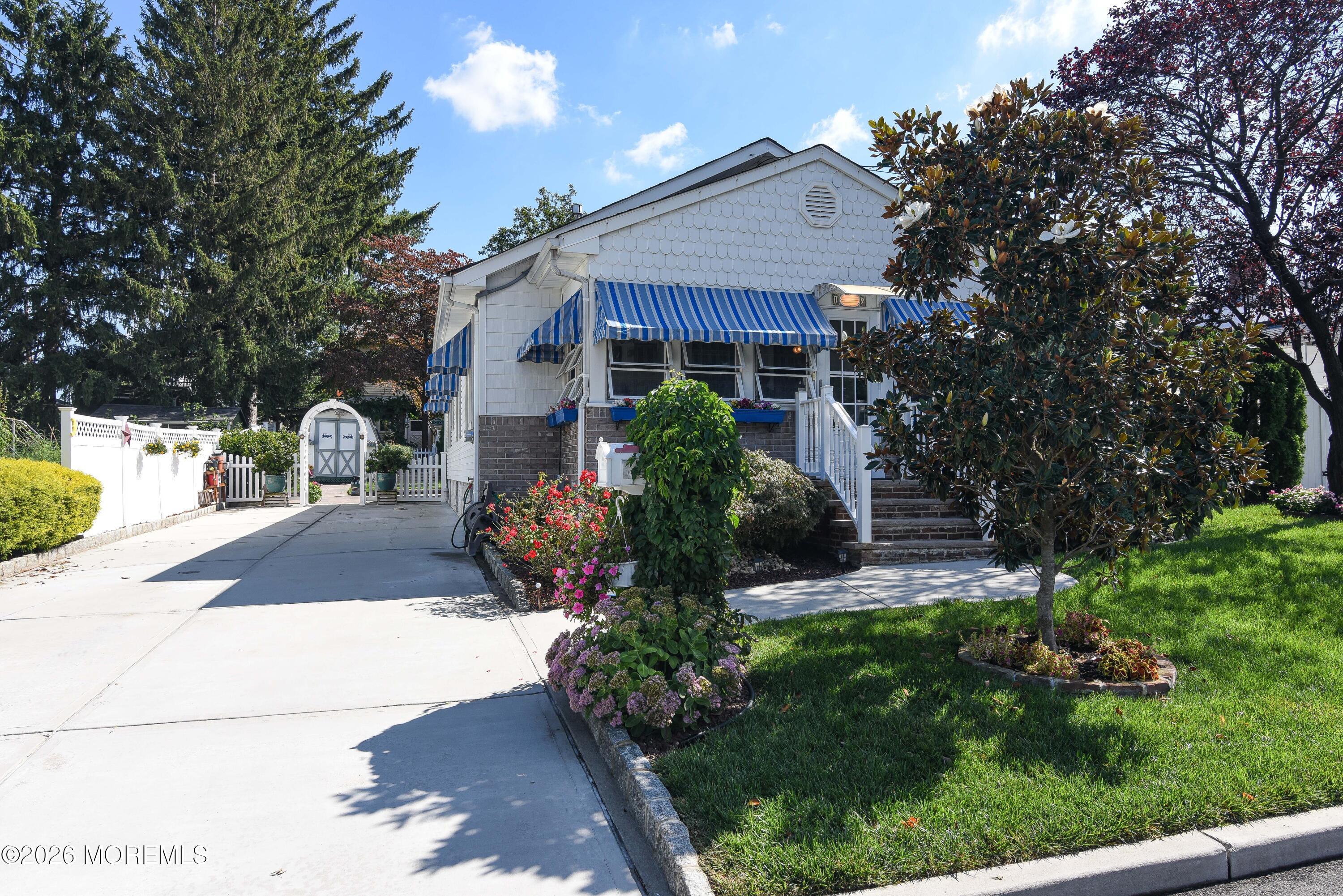 16 Cheesequake Road