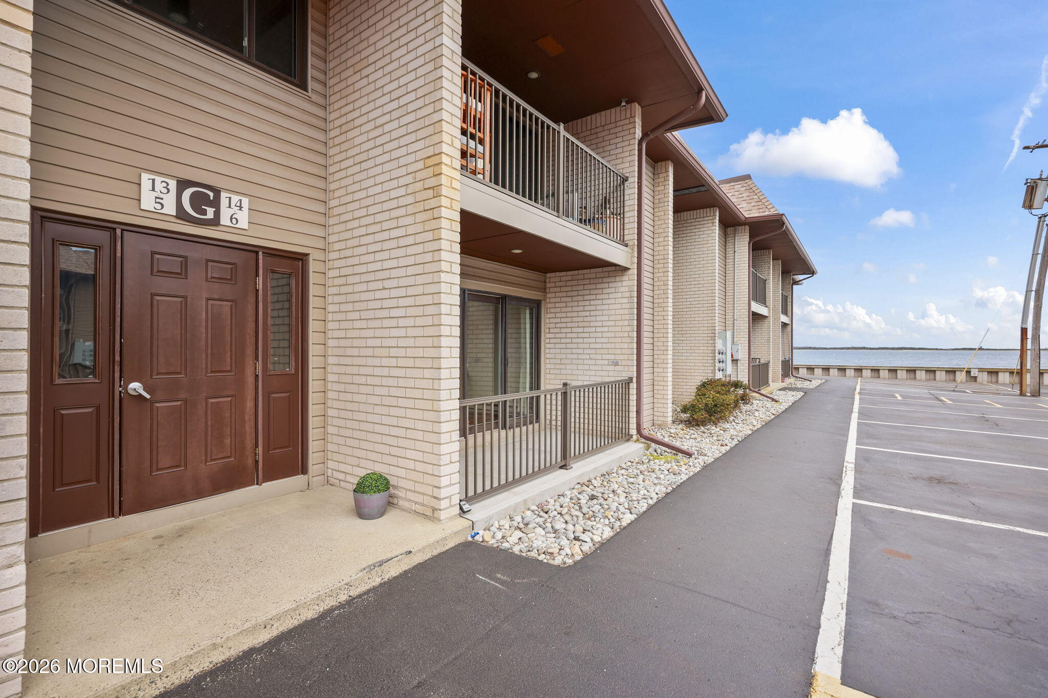 330 Shore Drive G6