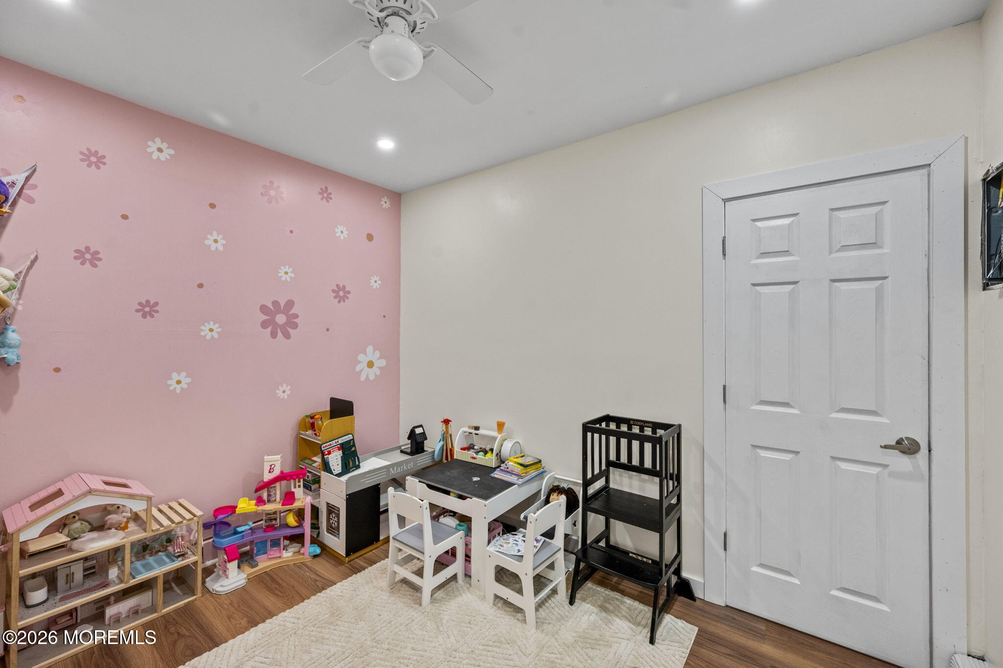 33 Spyglass Court