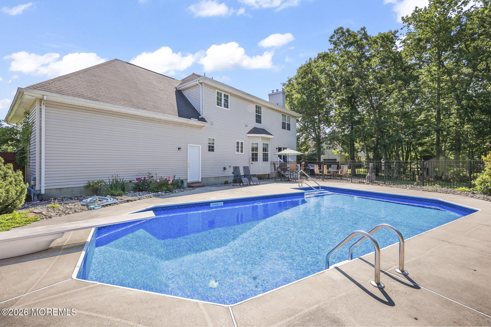 118 Don Connor Boulevard