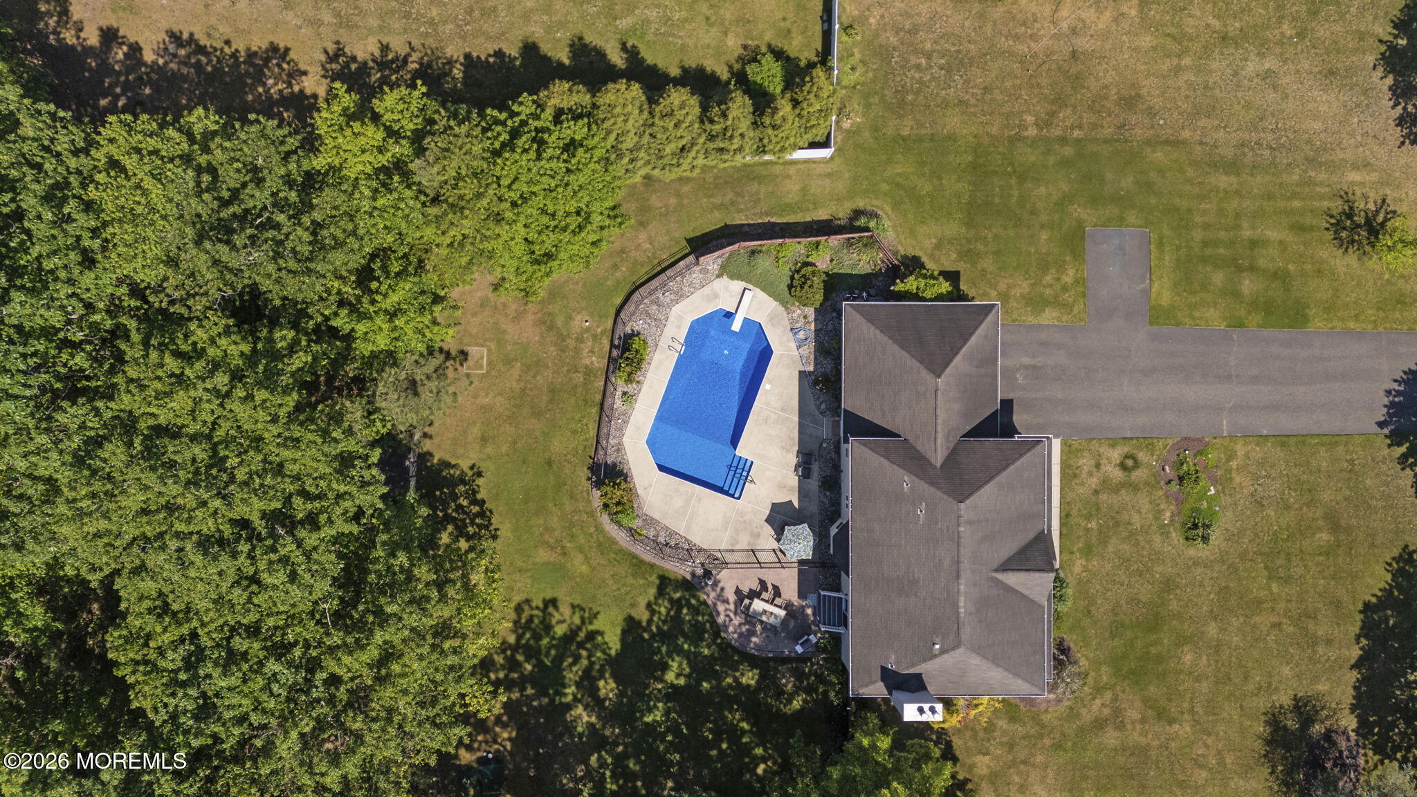 118 Don Connor Boulevard