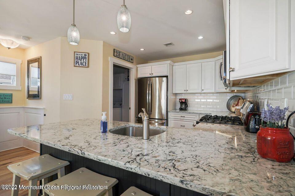 369 W 8th Street 4