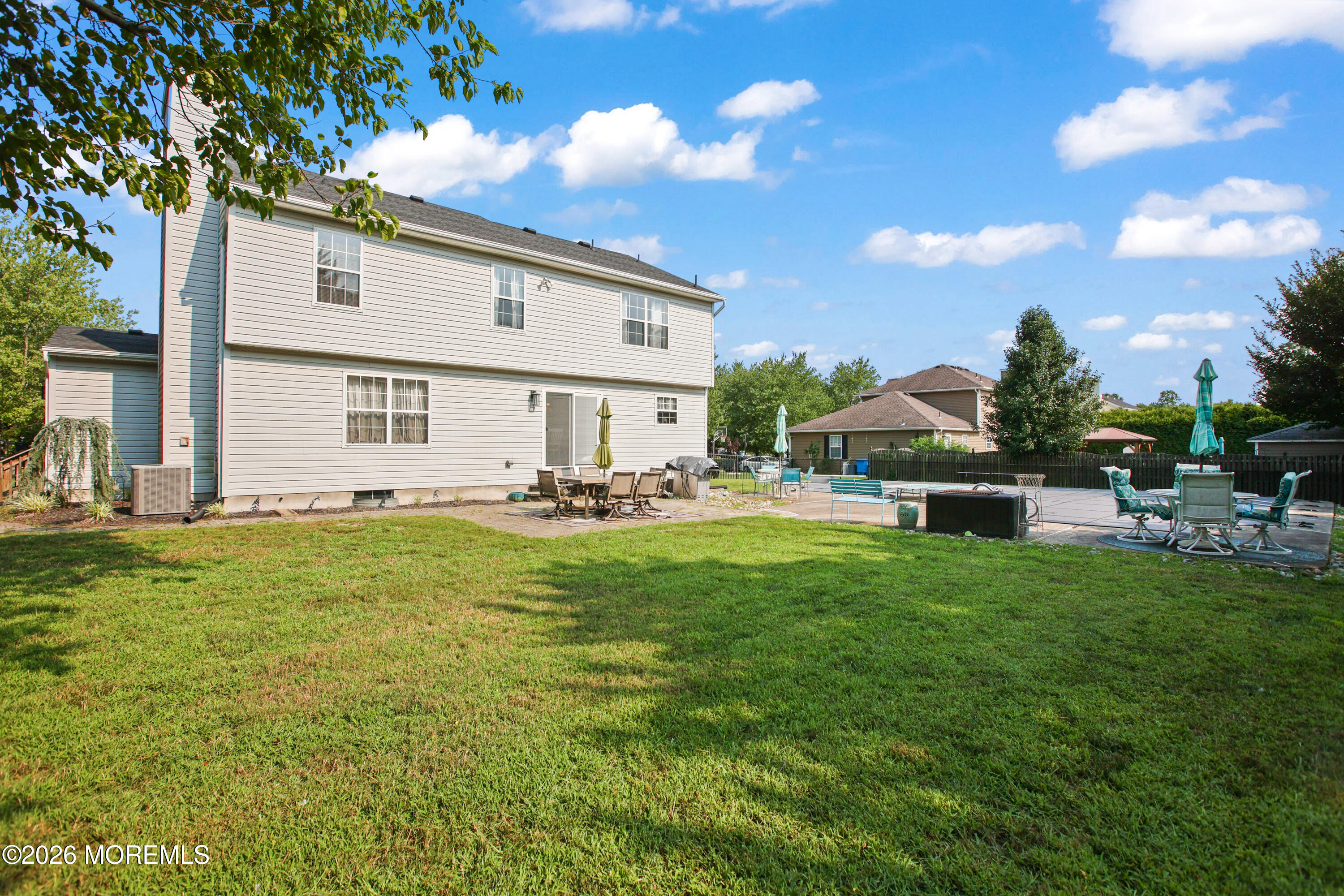 2 Macintosh Court