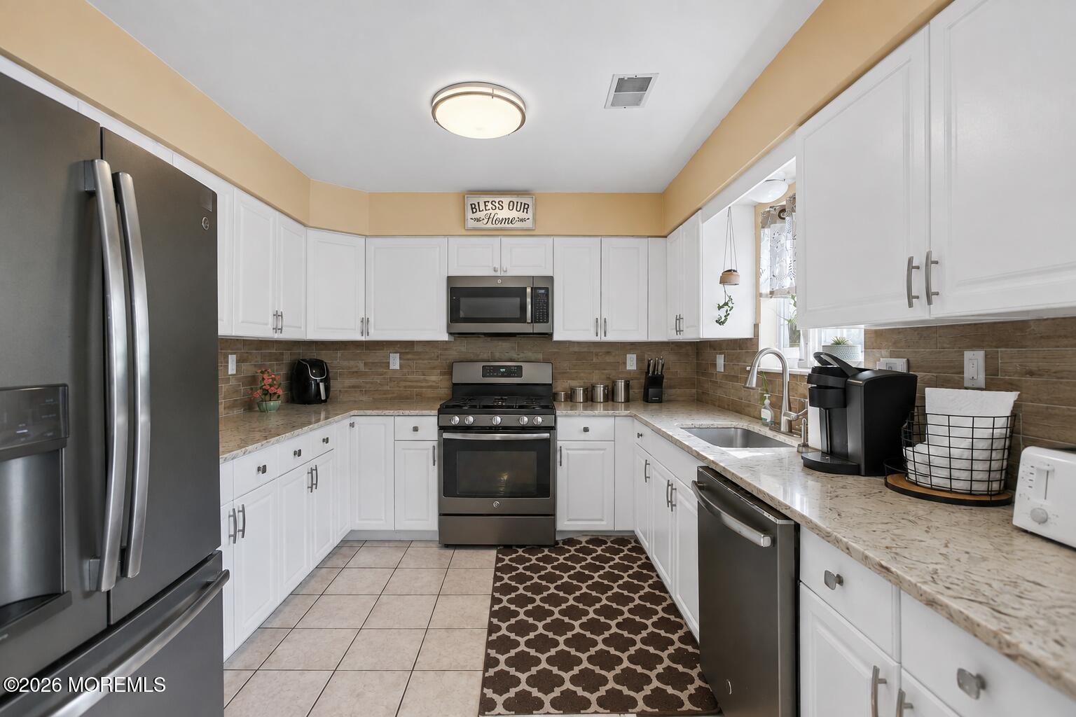 2 Macintosh Court