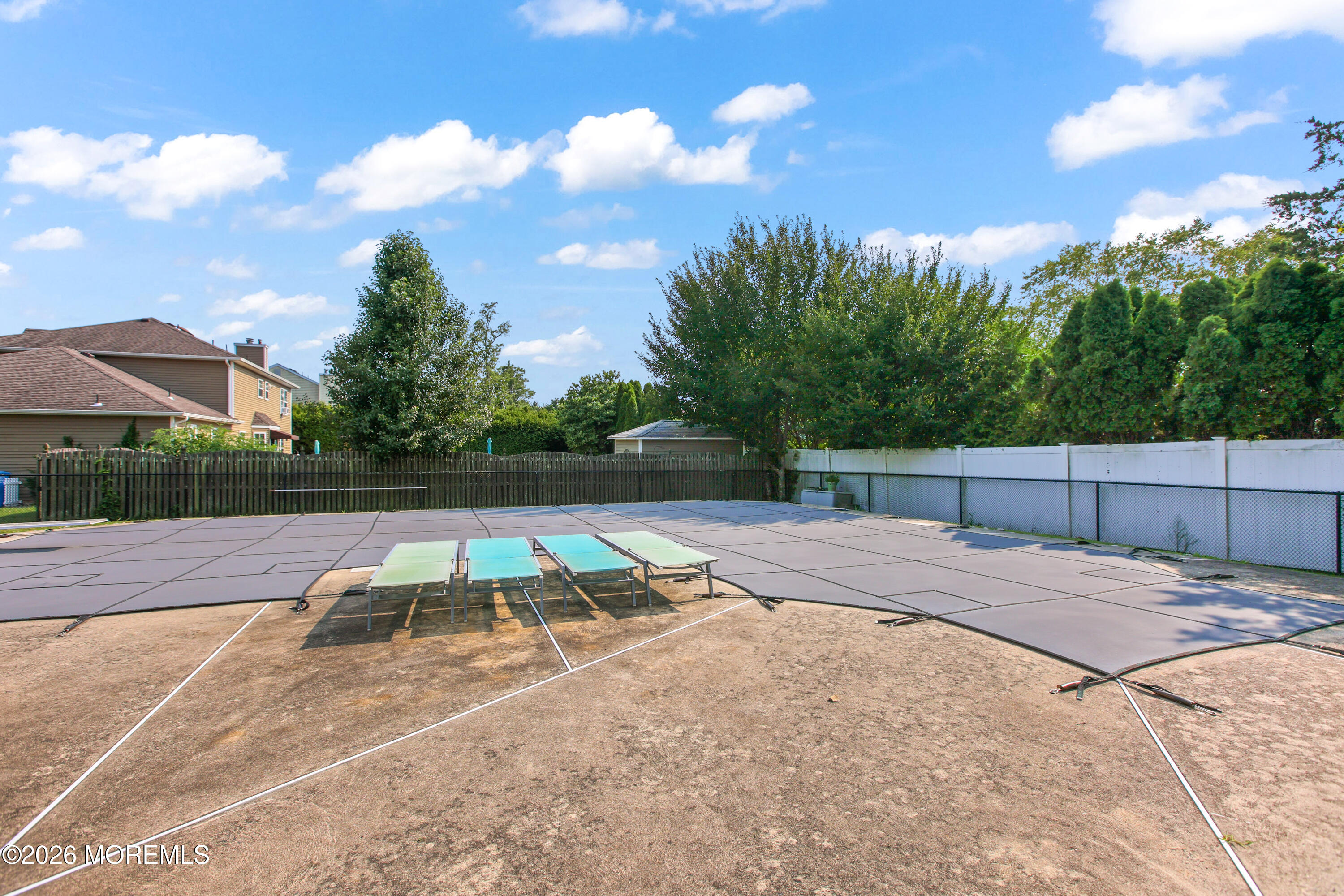 2 Macintosh Court