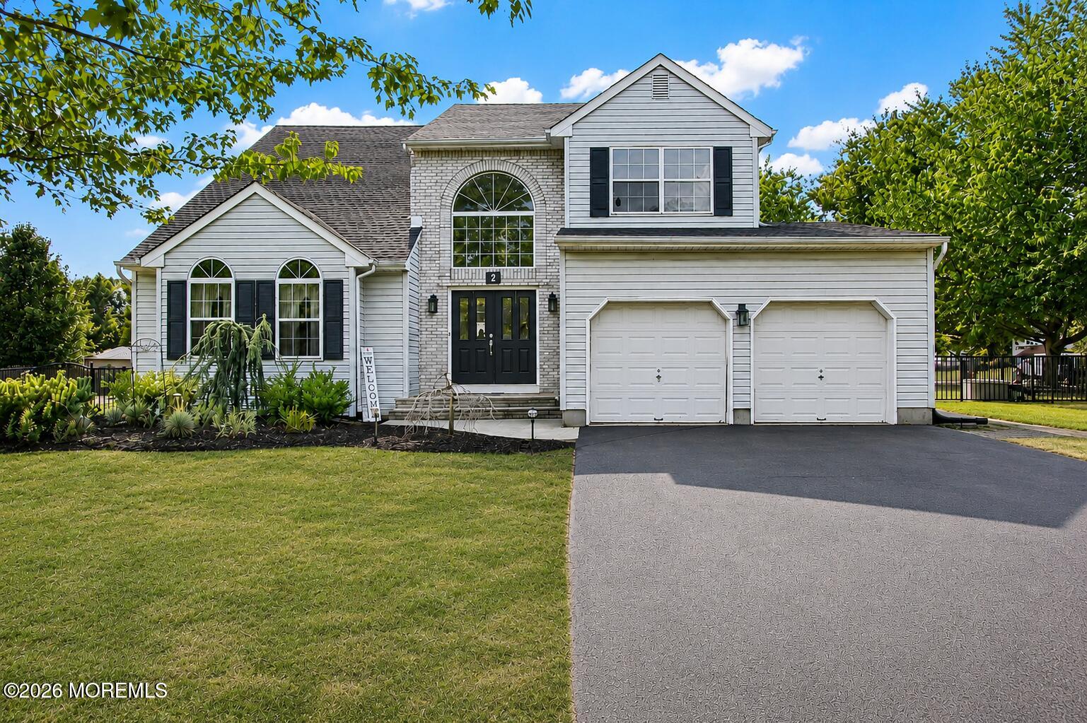 2 Macintosh Court