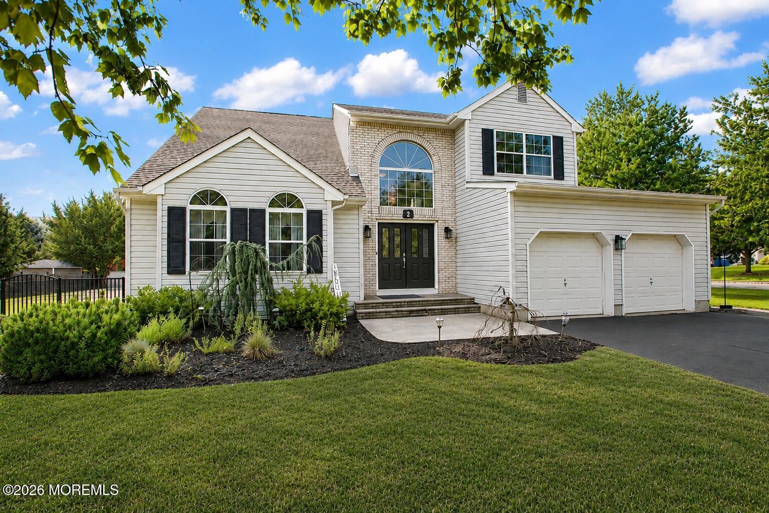 2 Macintosh Court