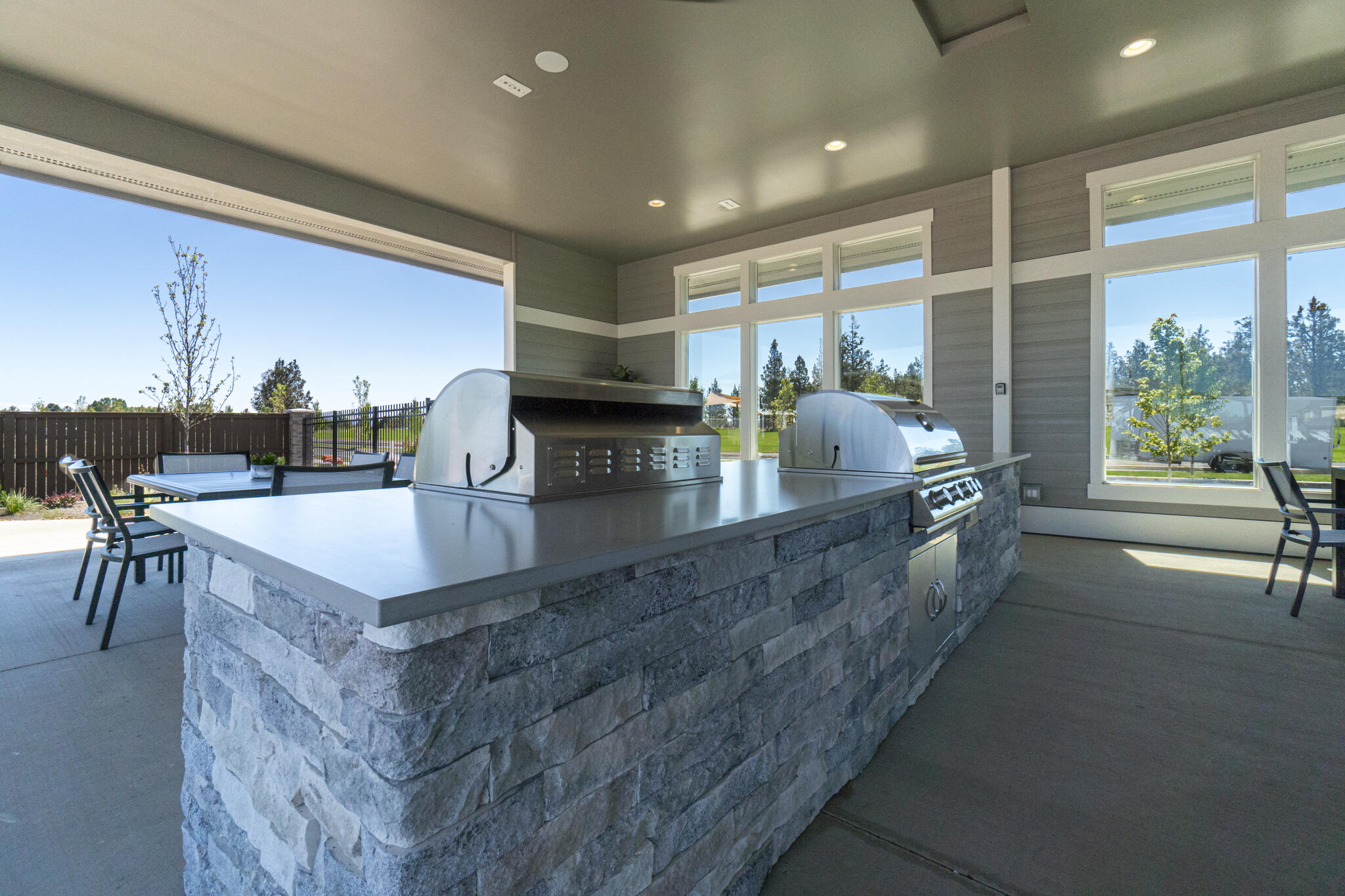 3833 NE Tellus Drive