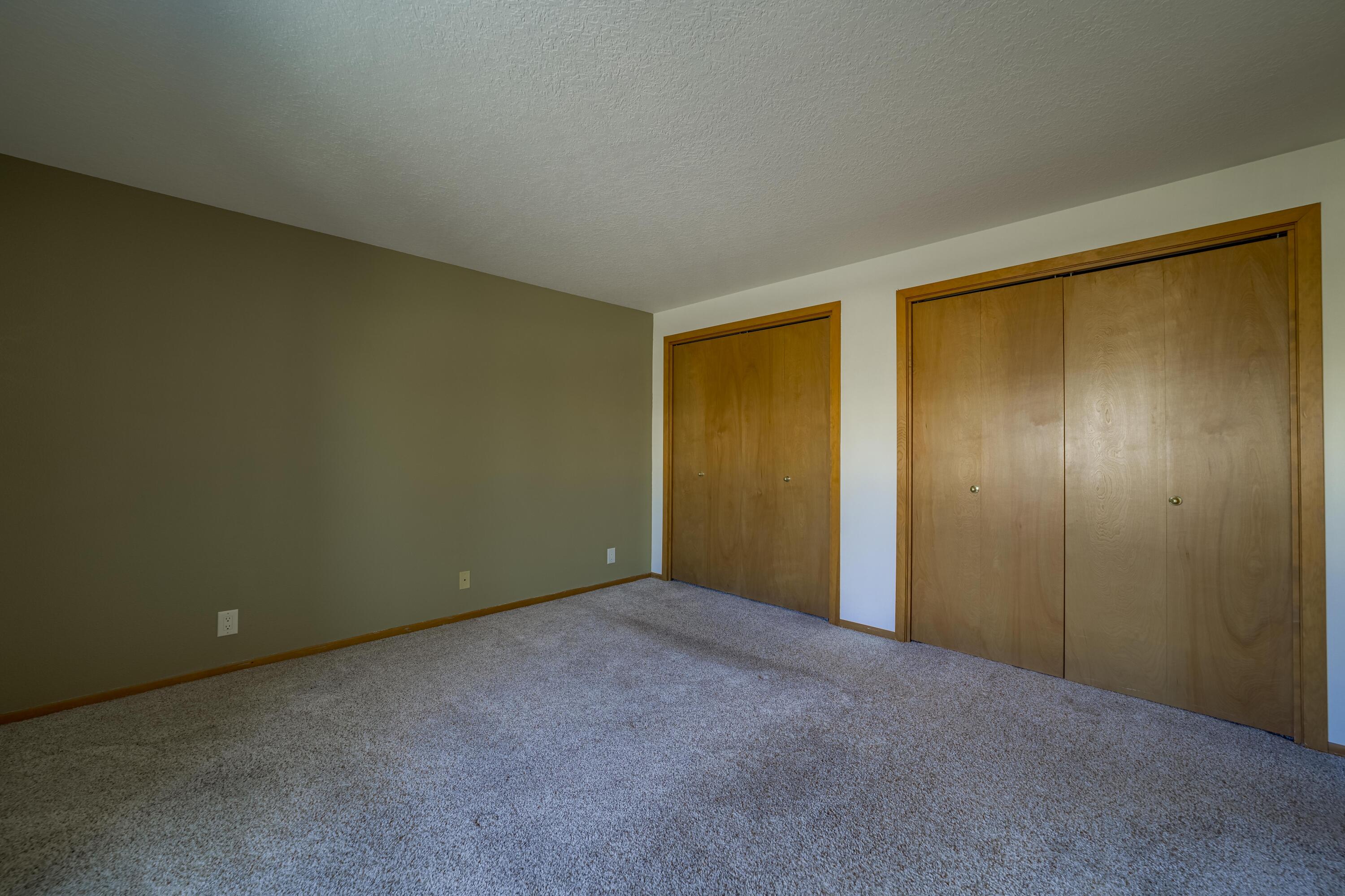 1050 NE Butler Market Road, Unit 11