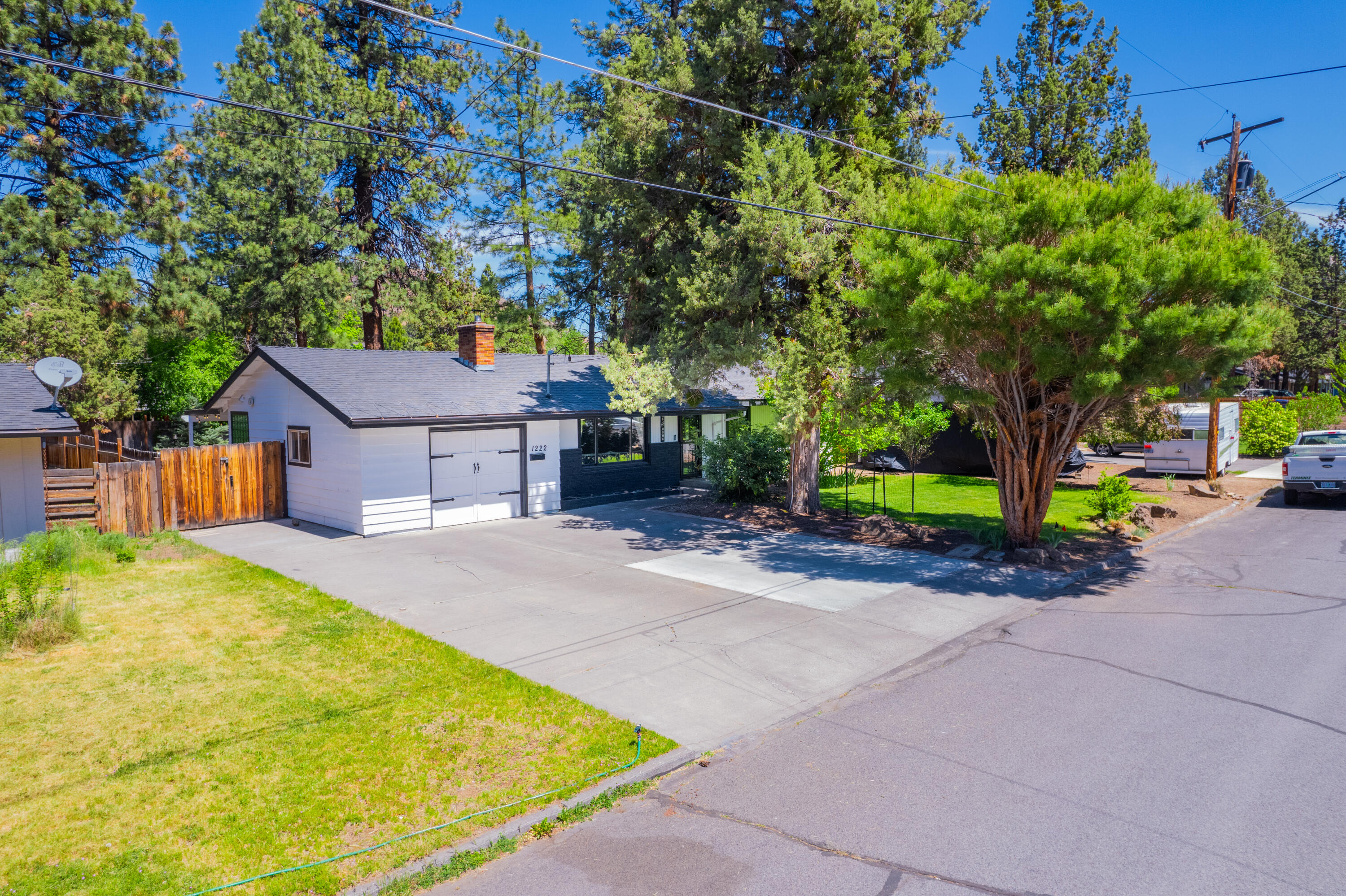 1222 NE Burnside Avenue