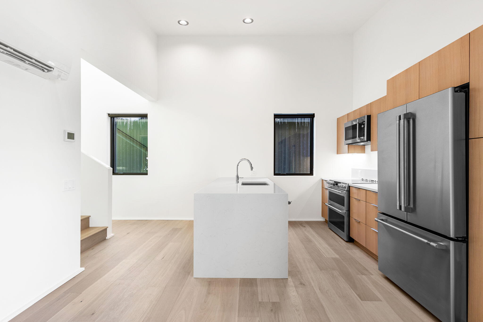 591 N Sisters Woodlands Way Unit: #11