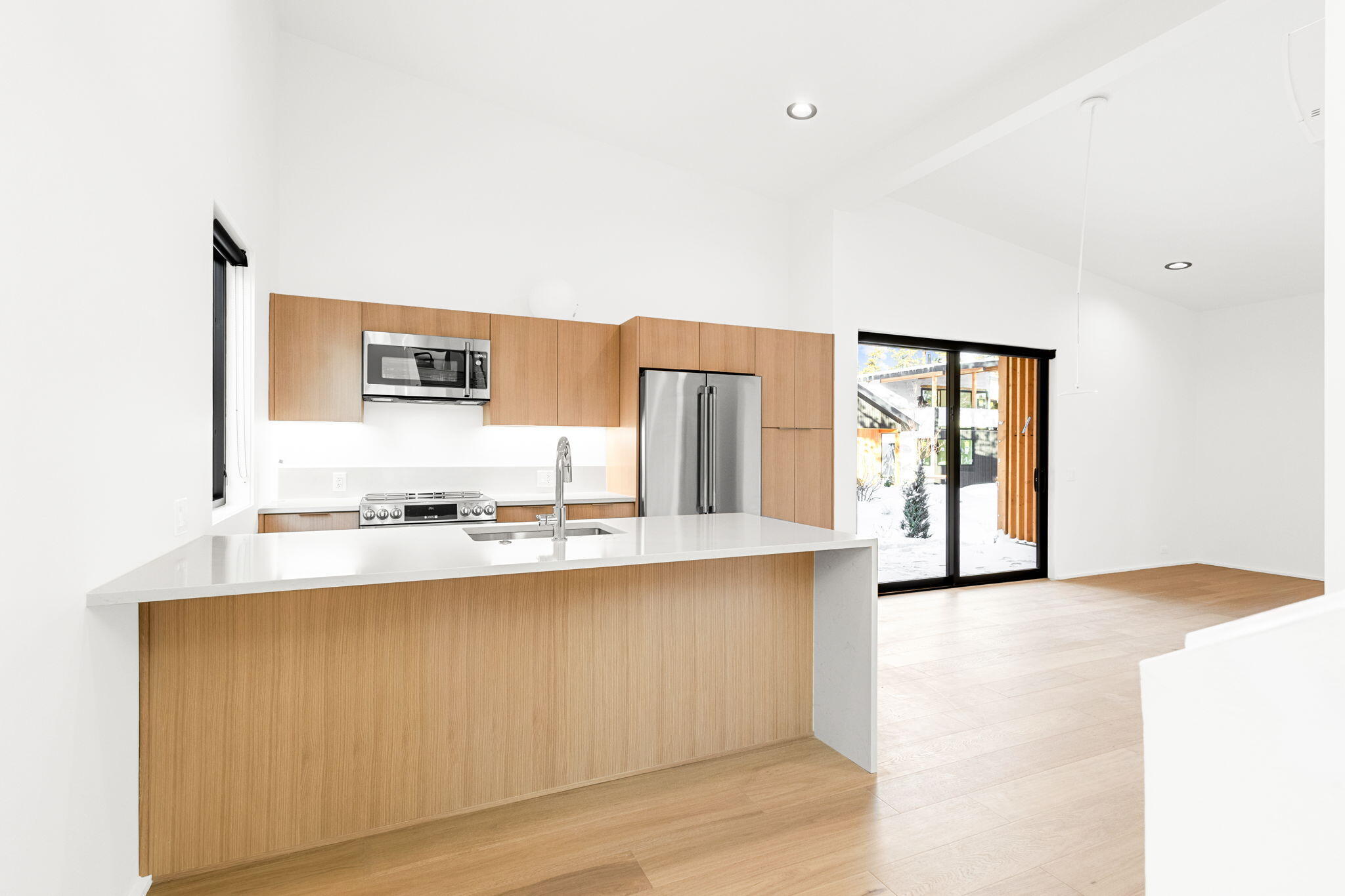 591 N Sisters Woodlands Way Unit: #11