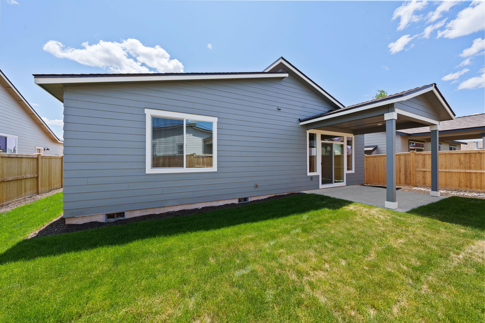2890 NE Pinnacle Place, Lot #19