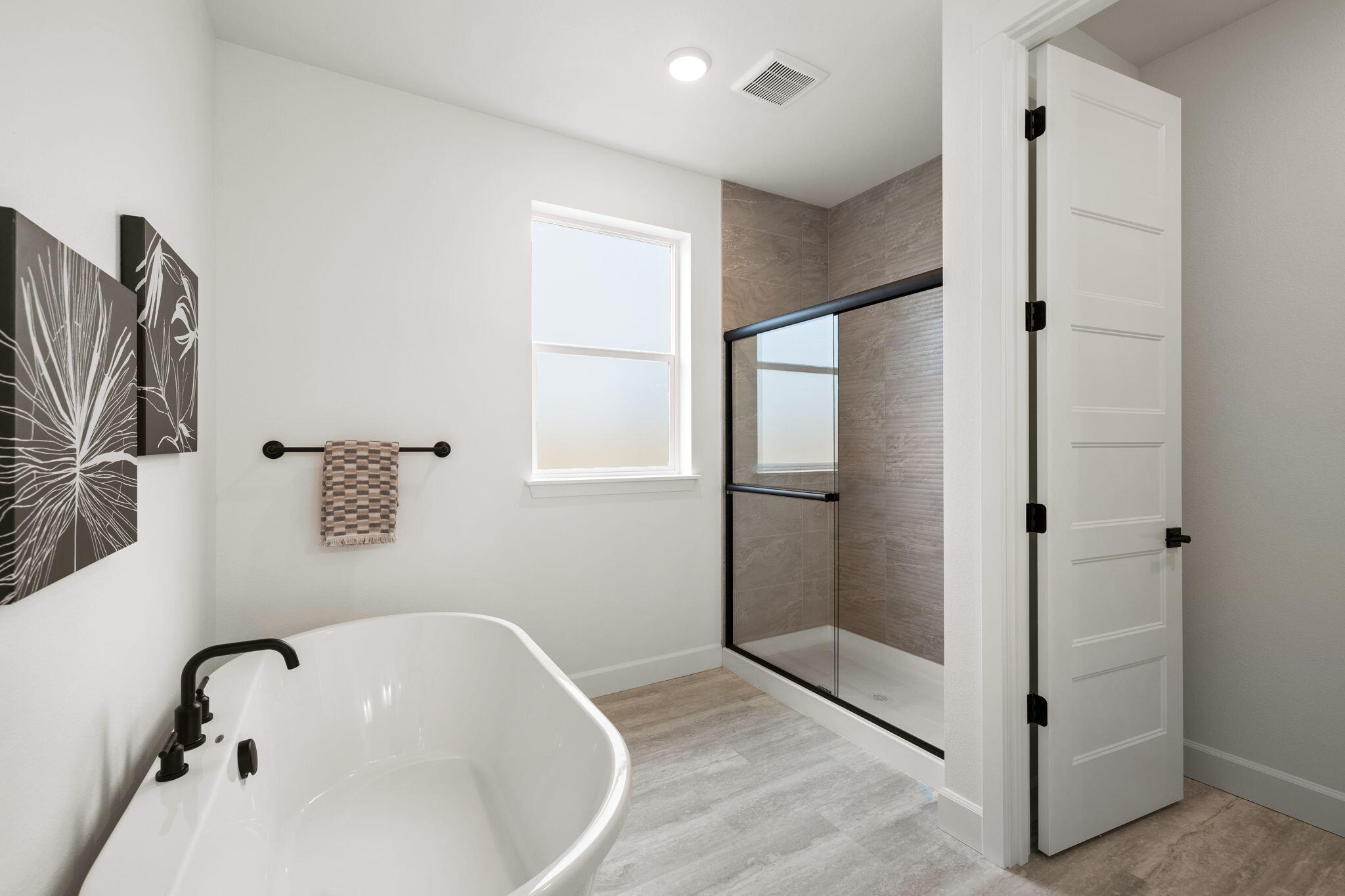2890 NE Pinnacle Place, Lot #19