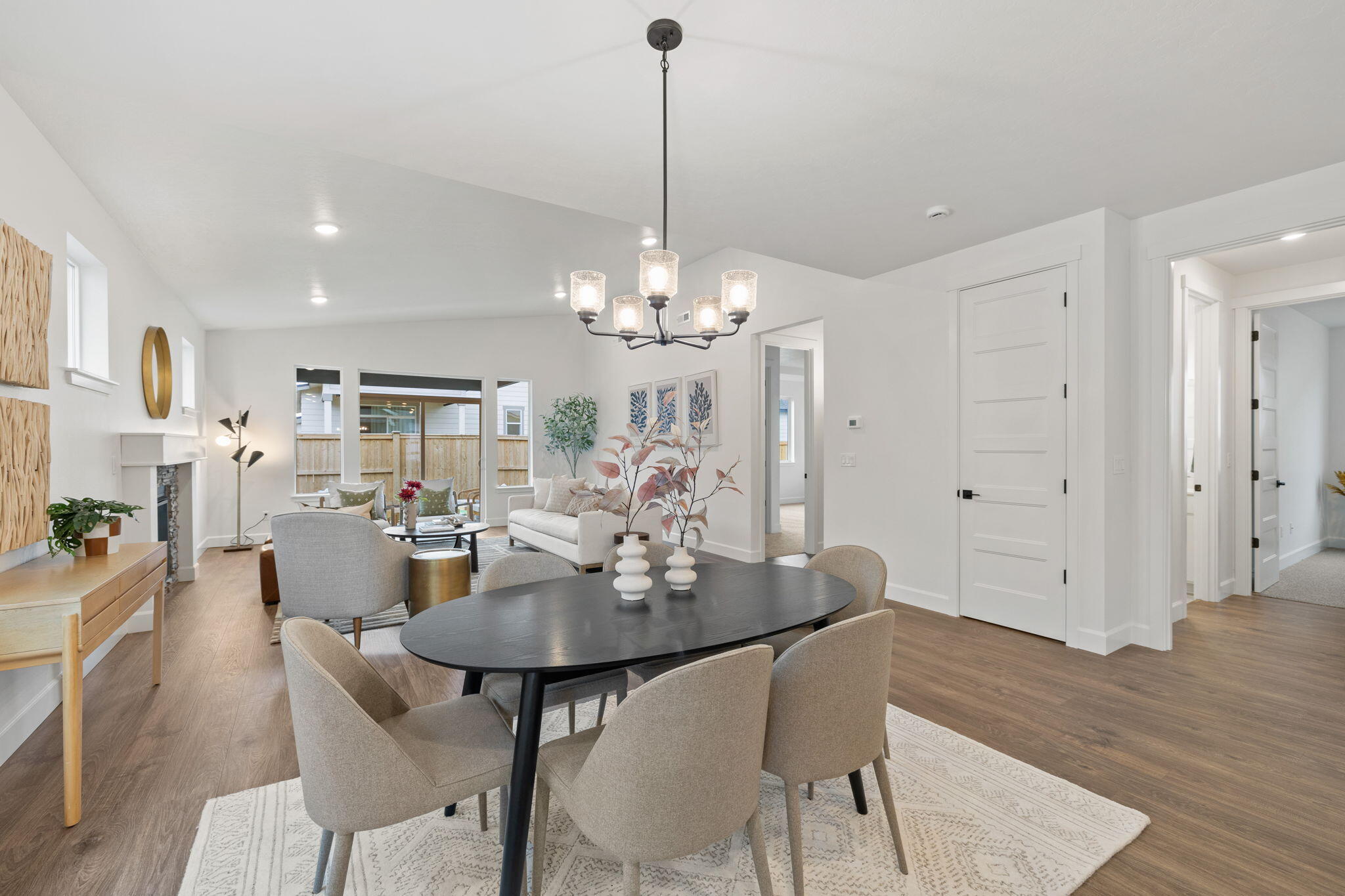 2890 NE Pinnacle Place, Lot #19
