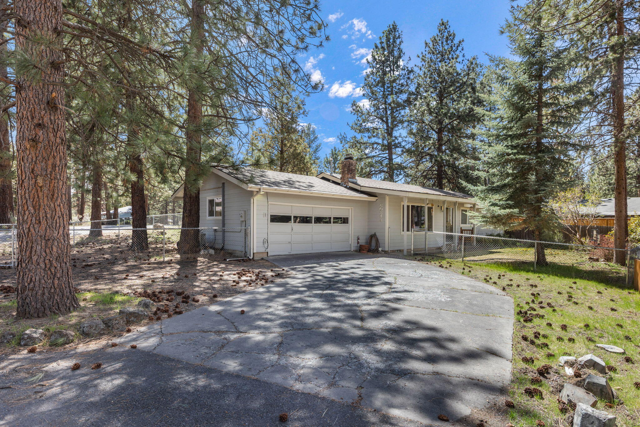 60843 Emigrant Circle