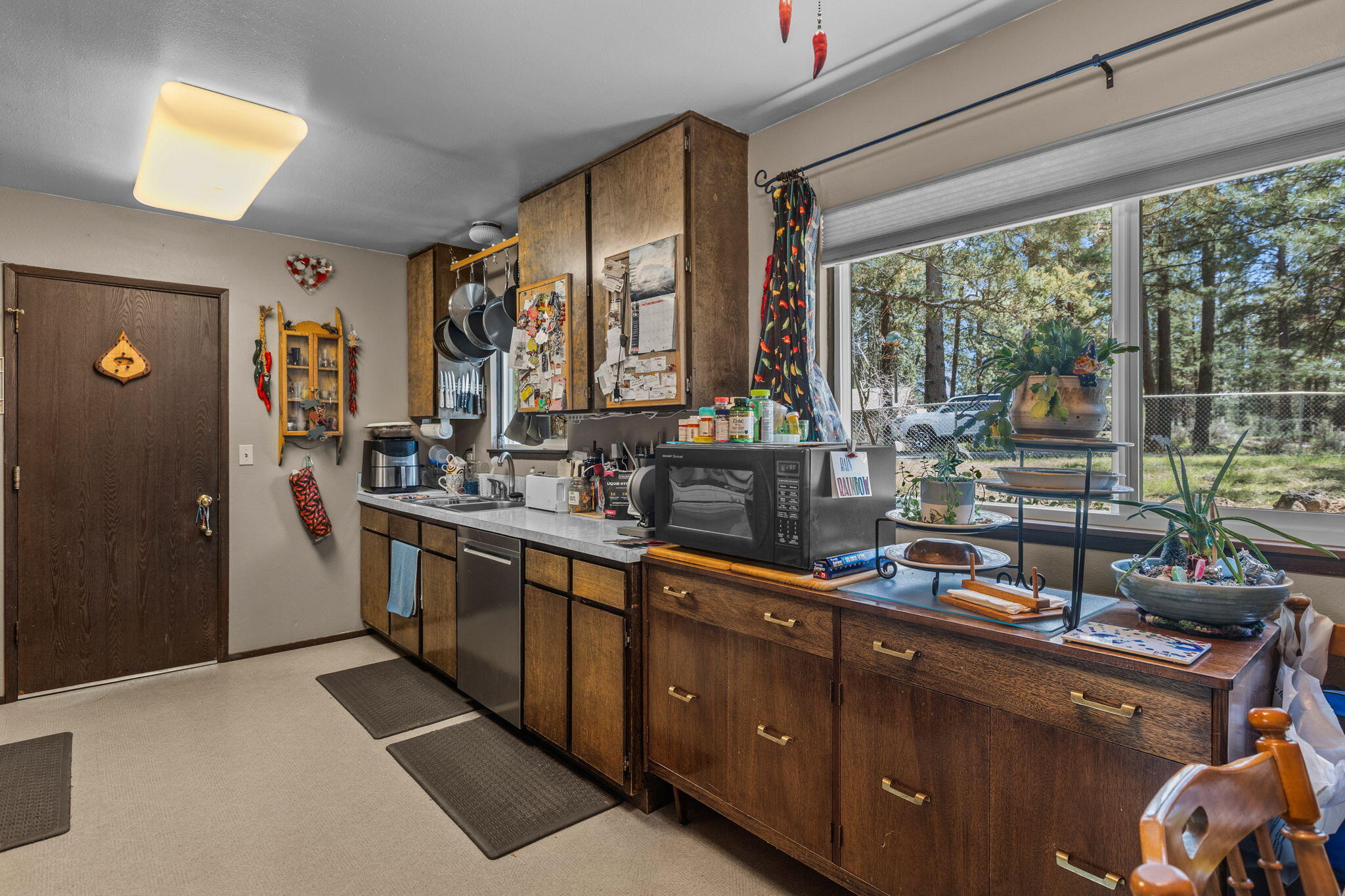 60843 Emigrant Circle