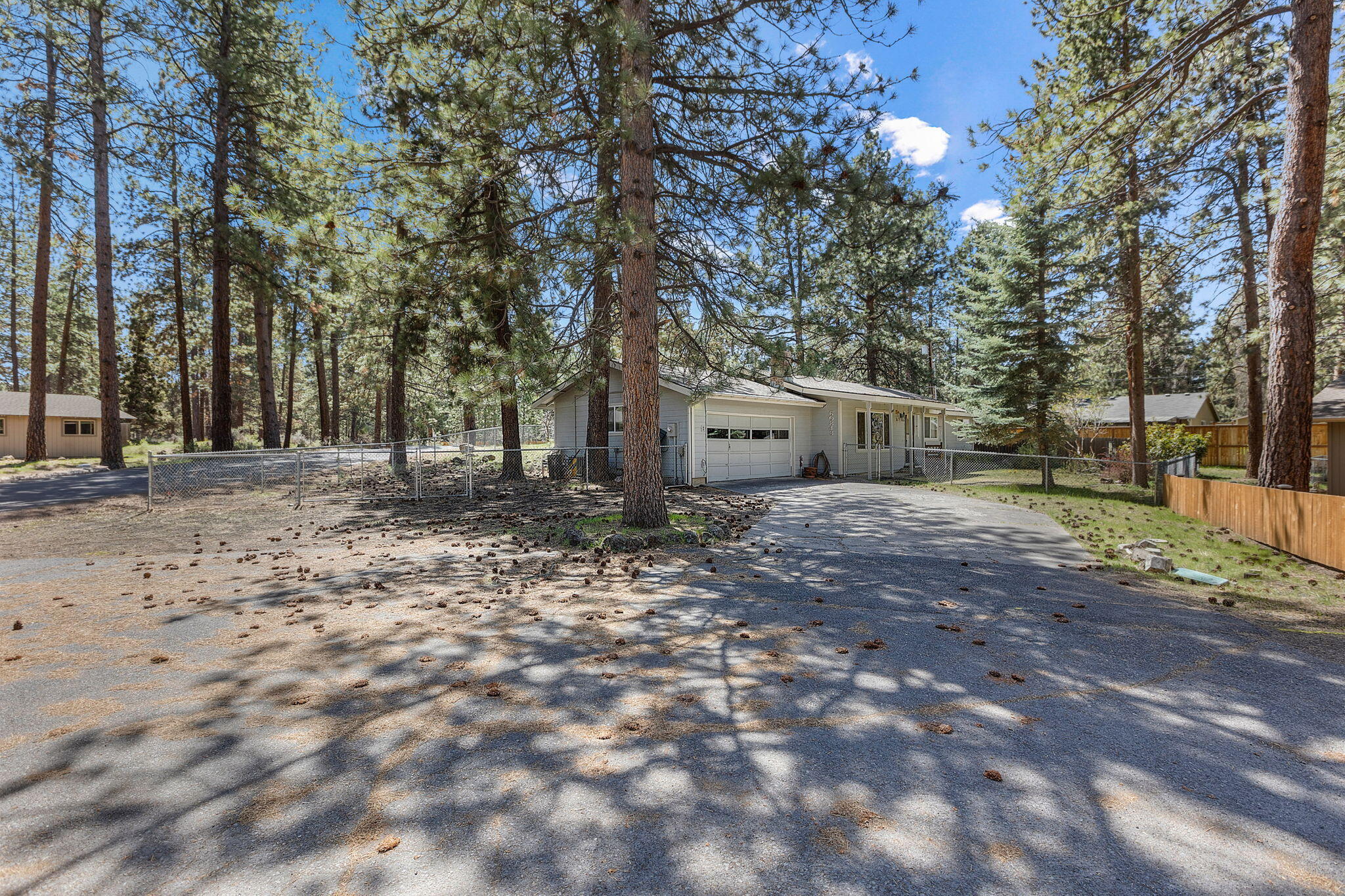 60843 Emigrant Circle