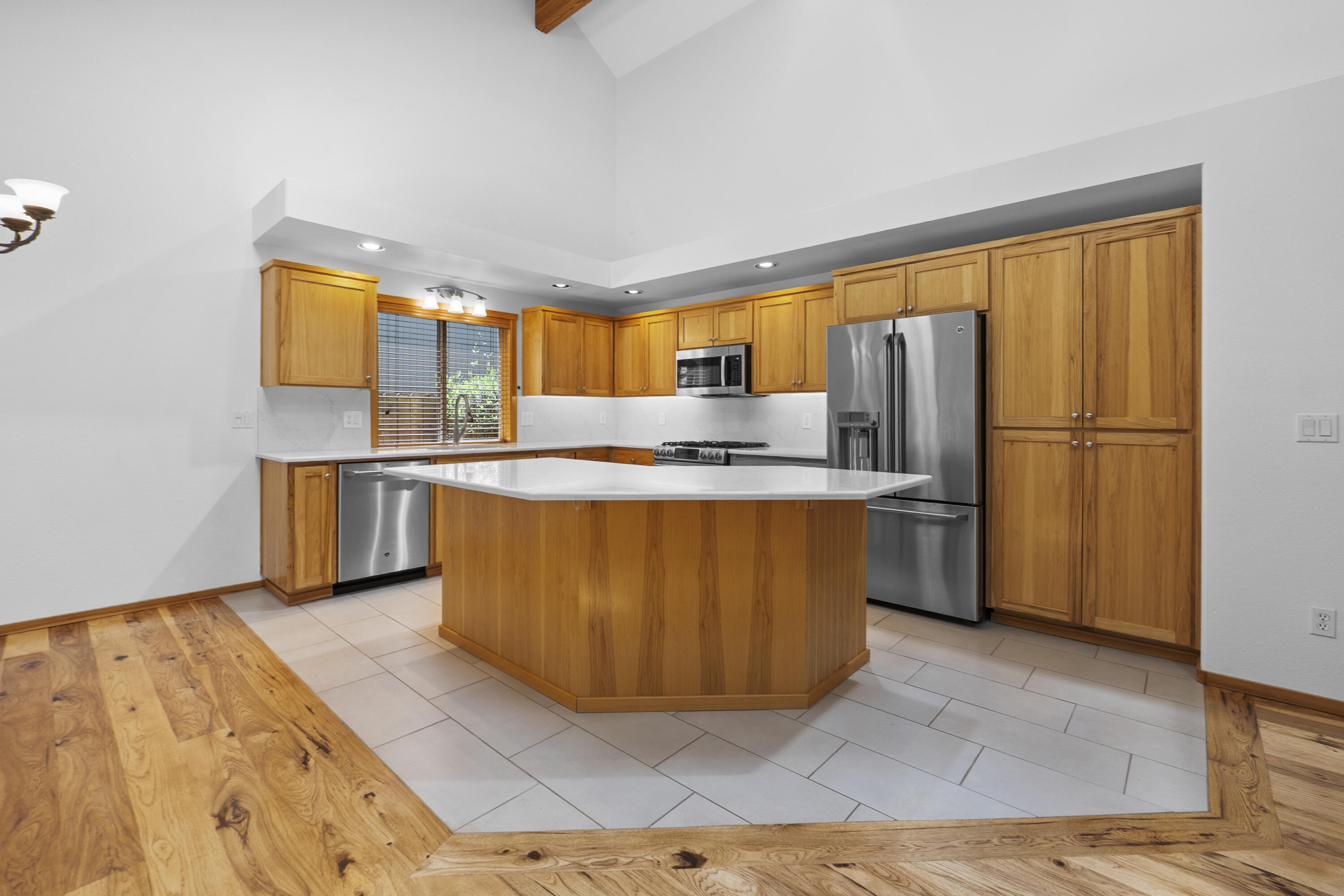 61314 Columbine Lane
