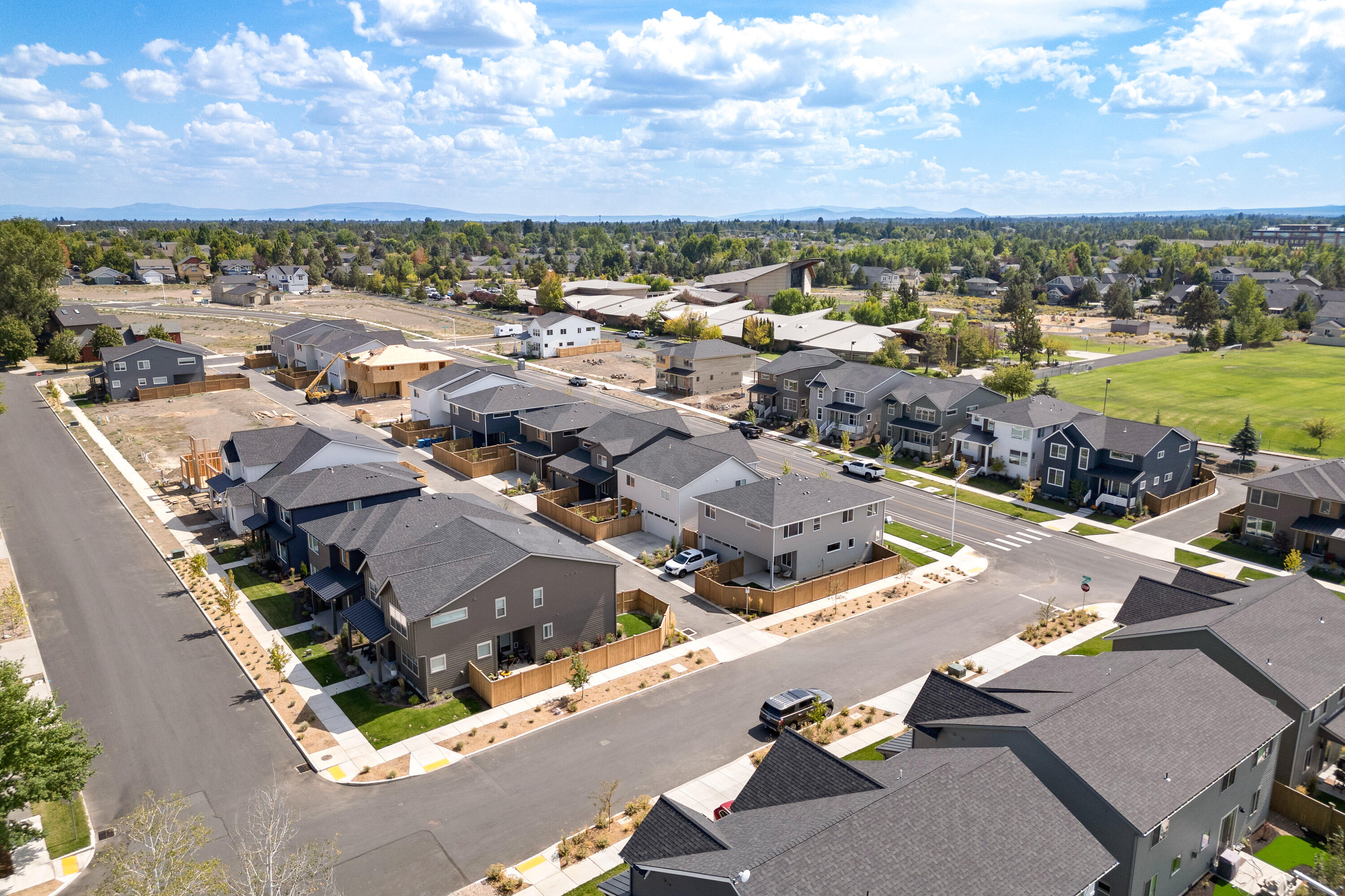 2761 NE Rainier Drive, Lot 32