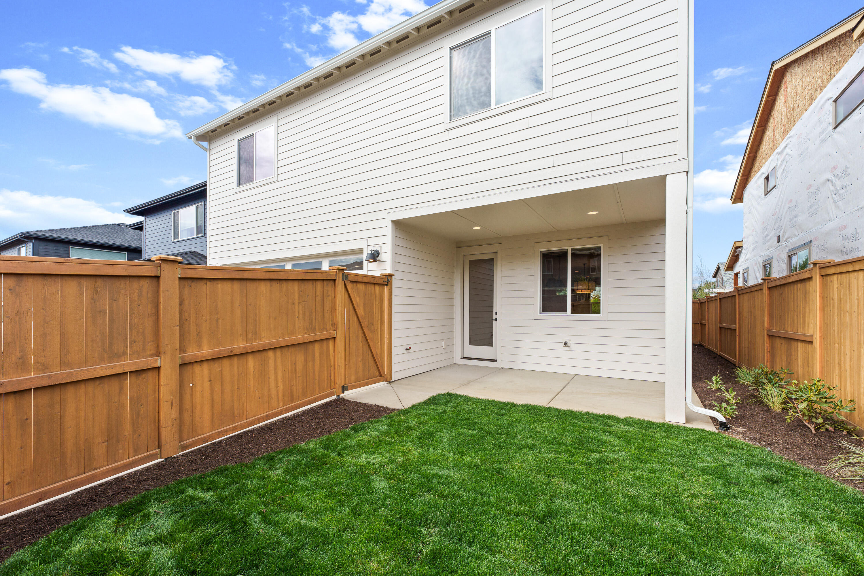 2761 NE Rainier Drive, Lot 32