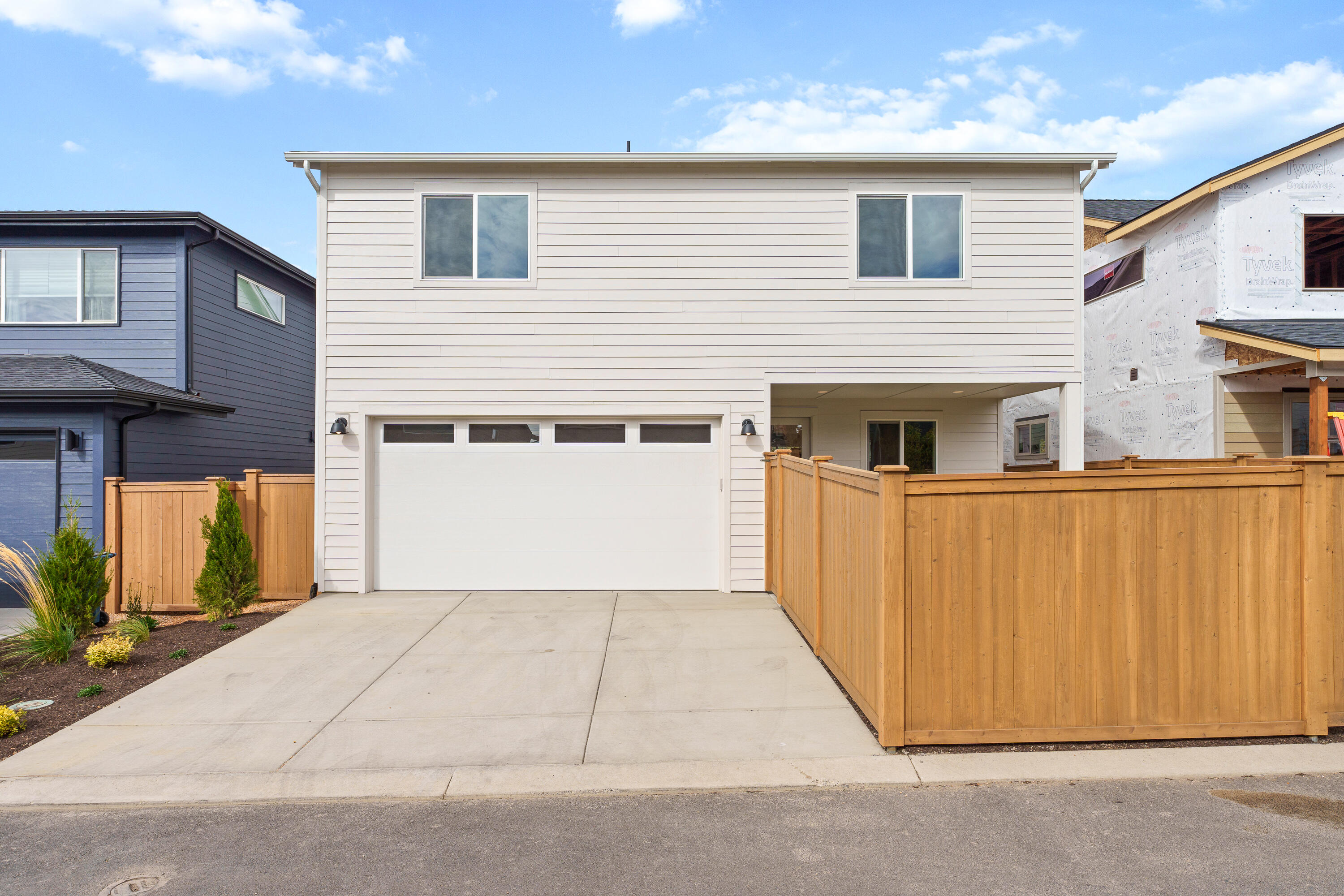 2761 NE Rainier Drive, Lot 32