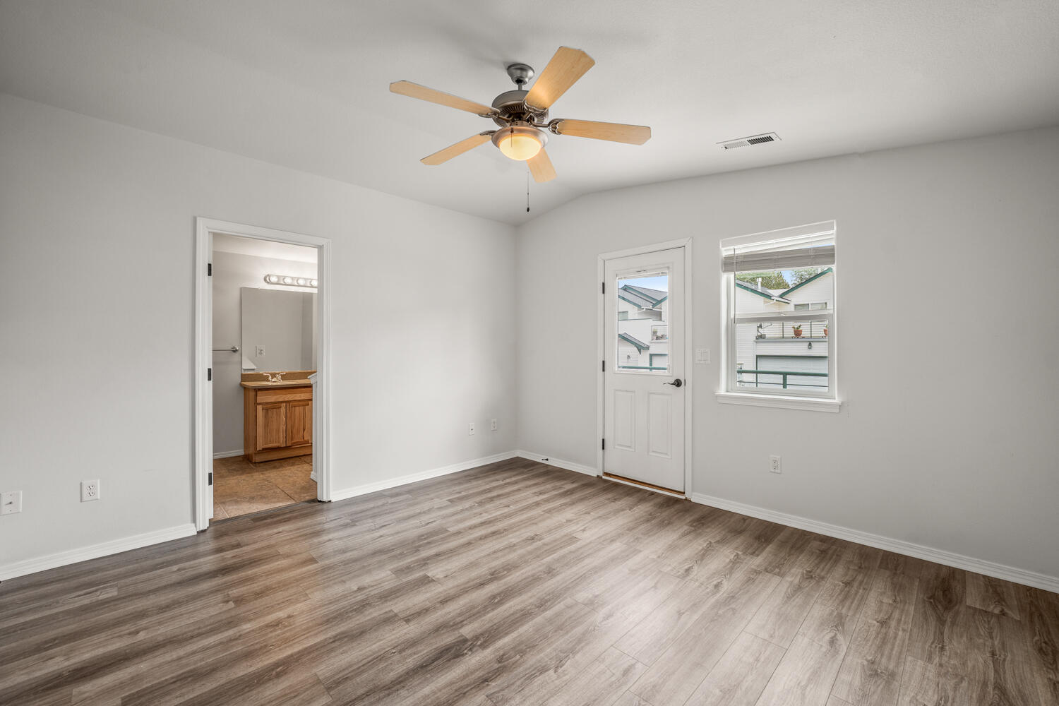 438 NW 19th Street, UNIT 62
