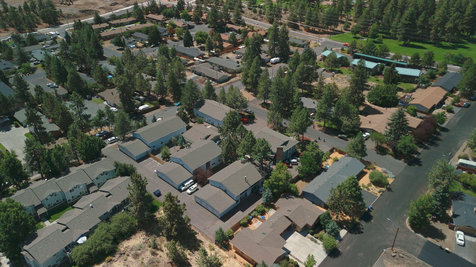 1630 SE Tempest Drive, 9