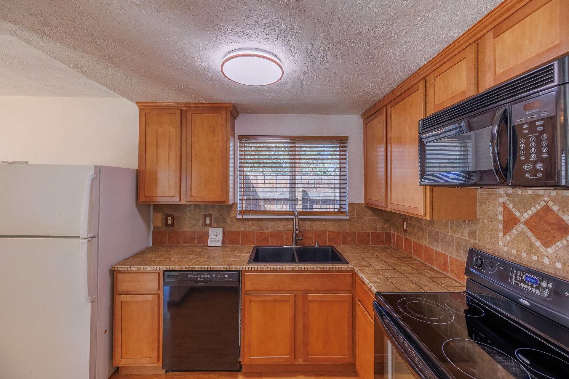 1630 SE Tempest Drive, 9