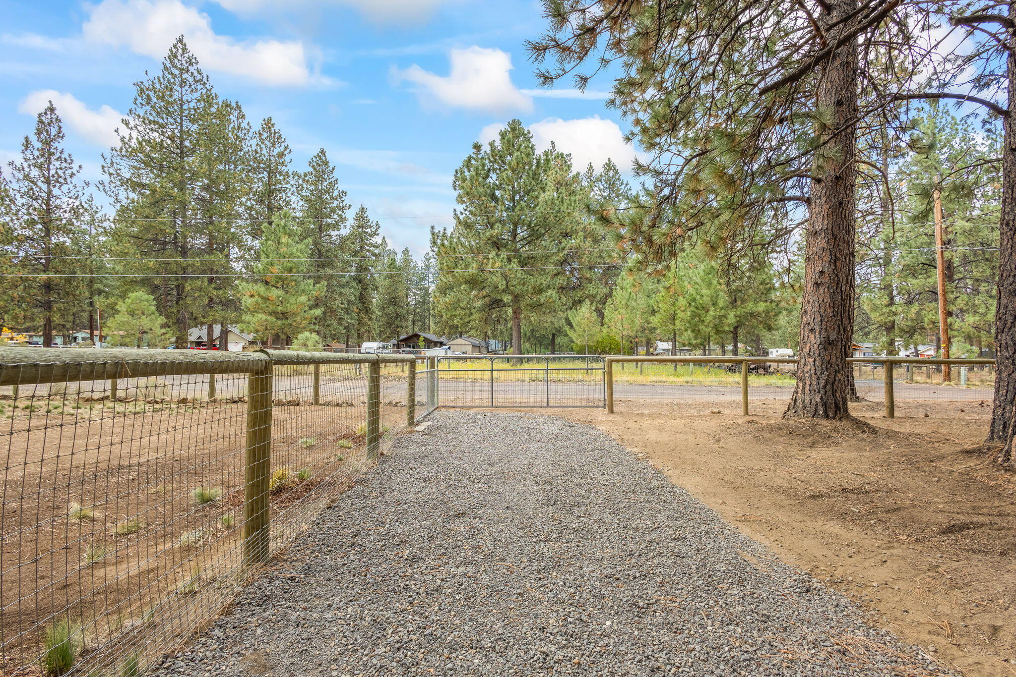 60061 Navajo Road