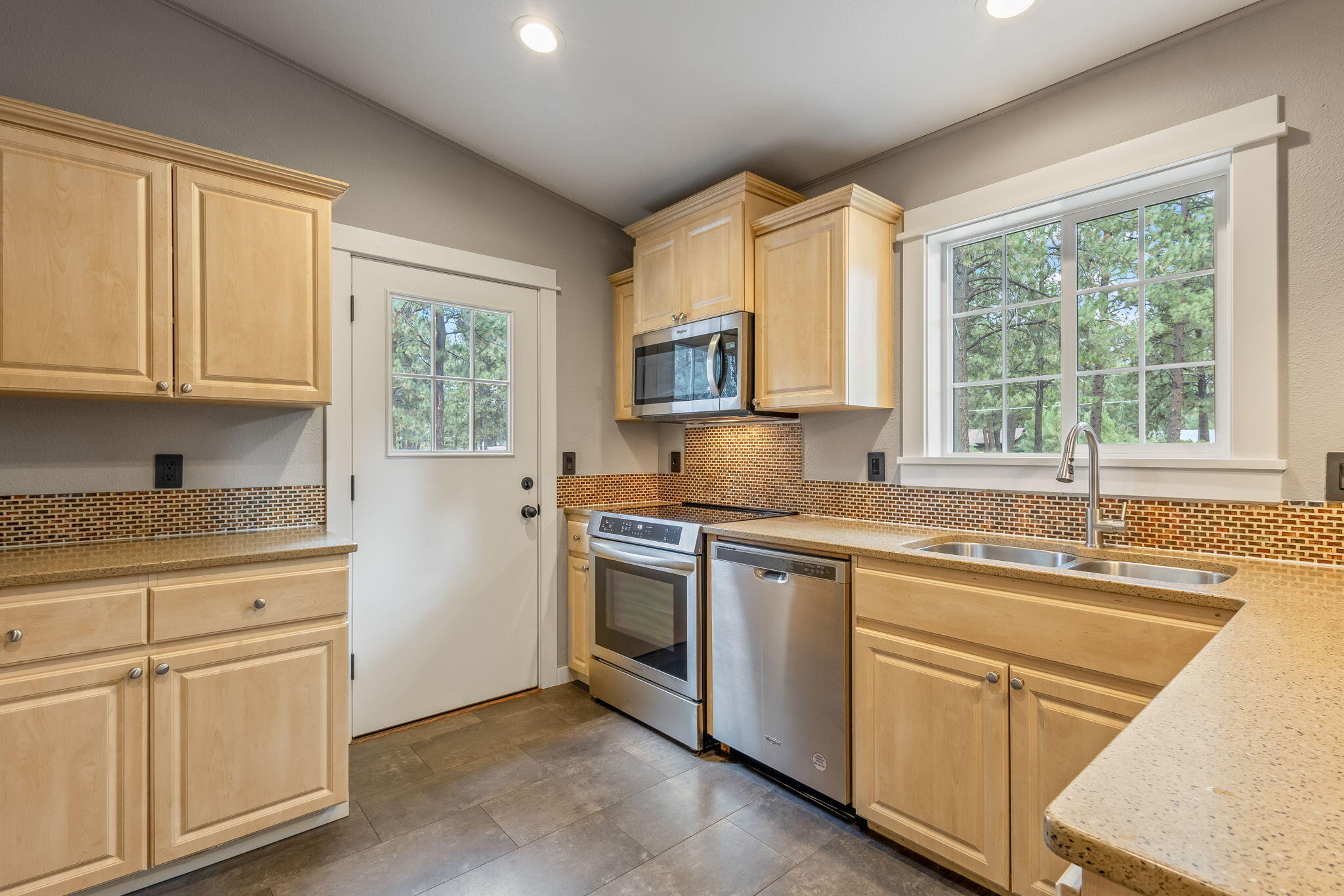 60061 Navajo Road