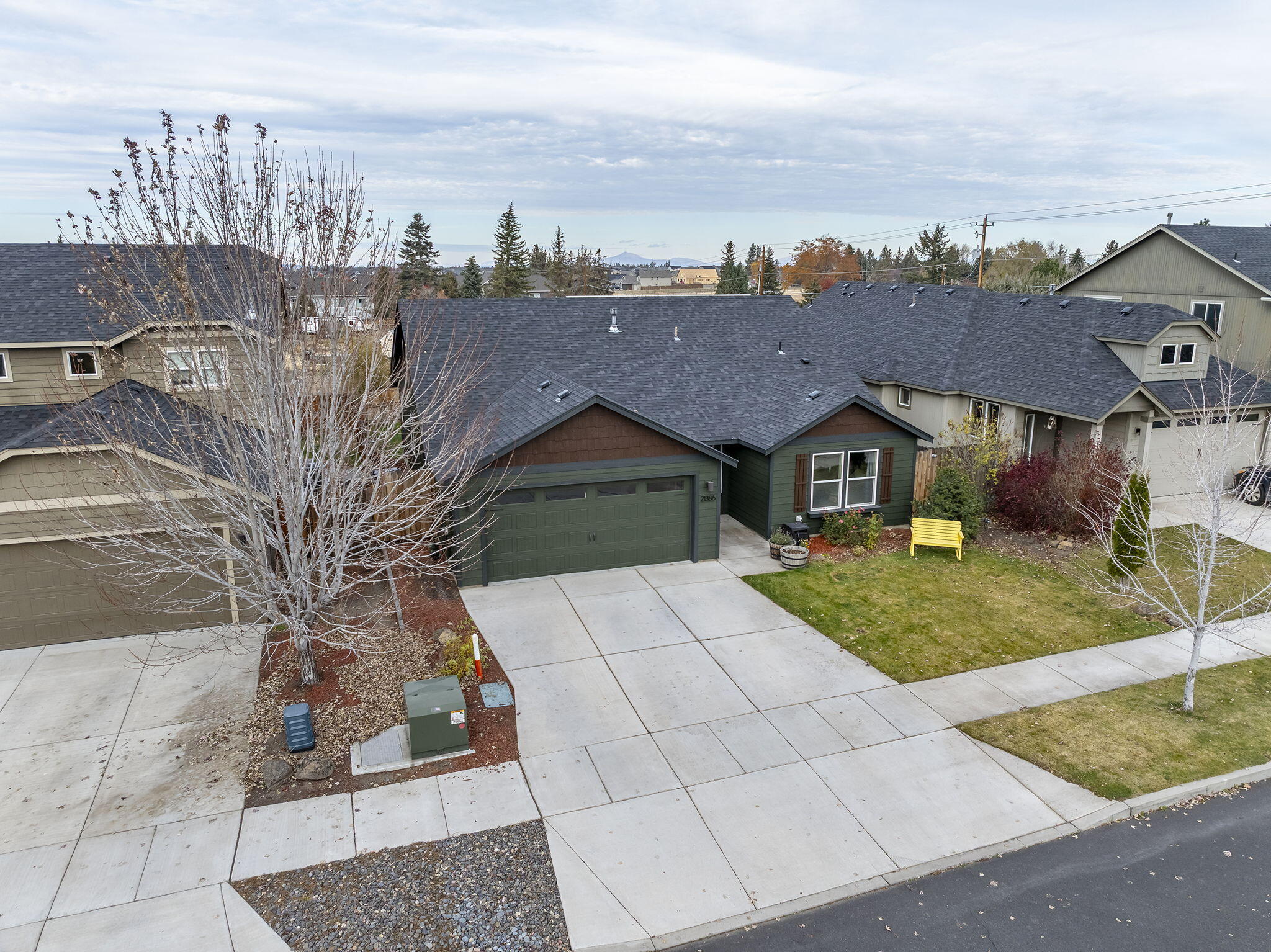 21386 NE Eagle Crossing Avenue