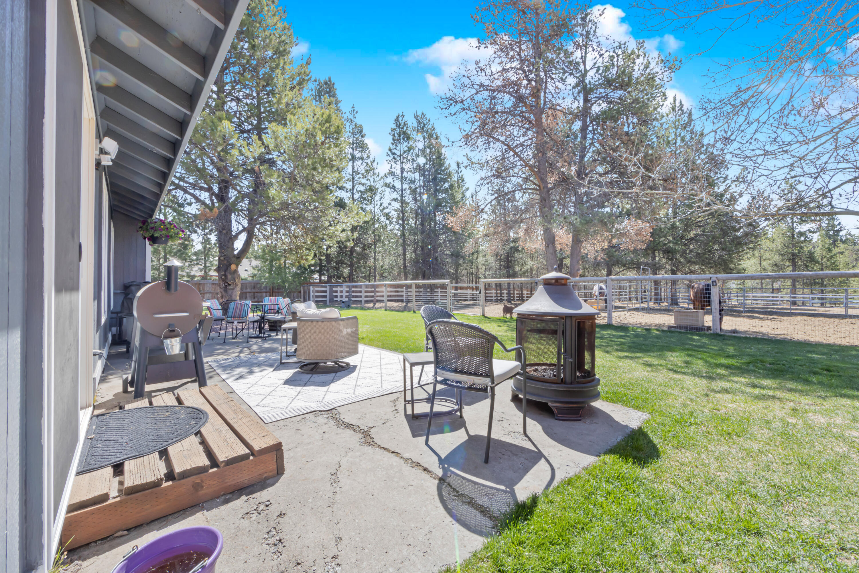 15935 Woodchip Lane