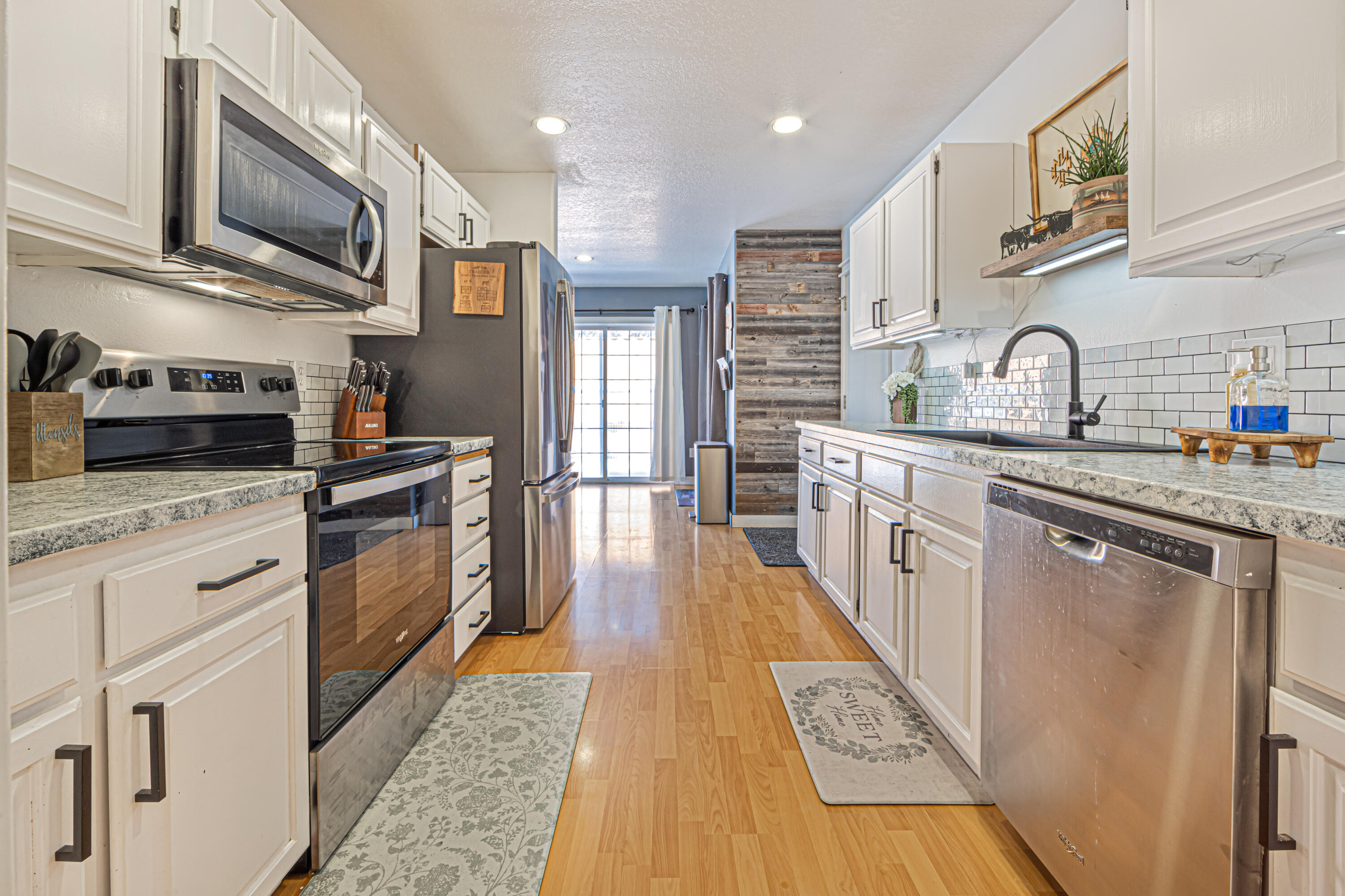 15935 Woodchip Lane