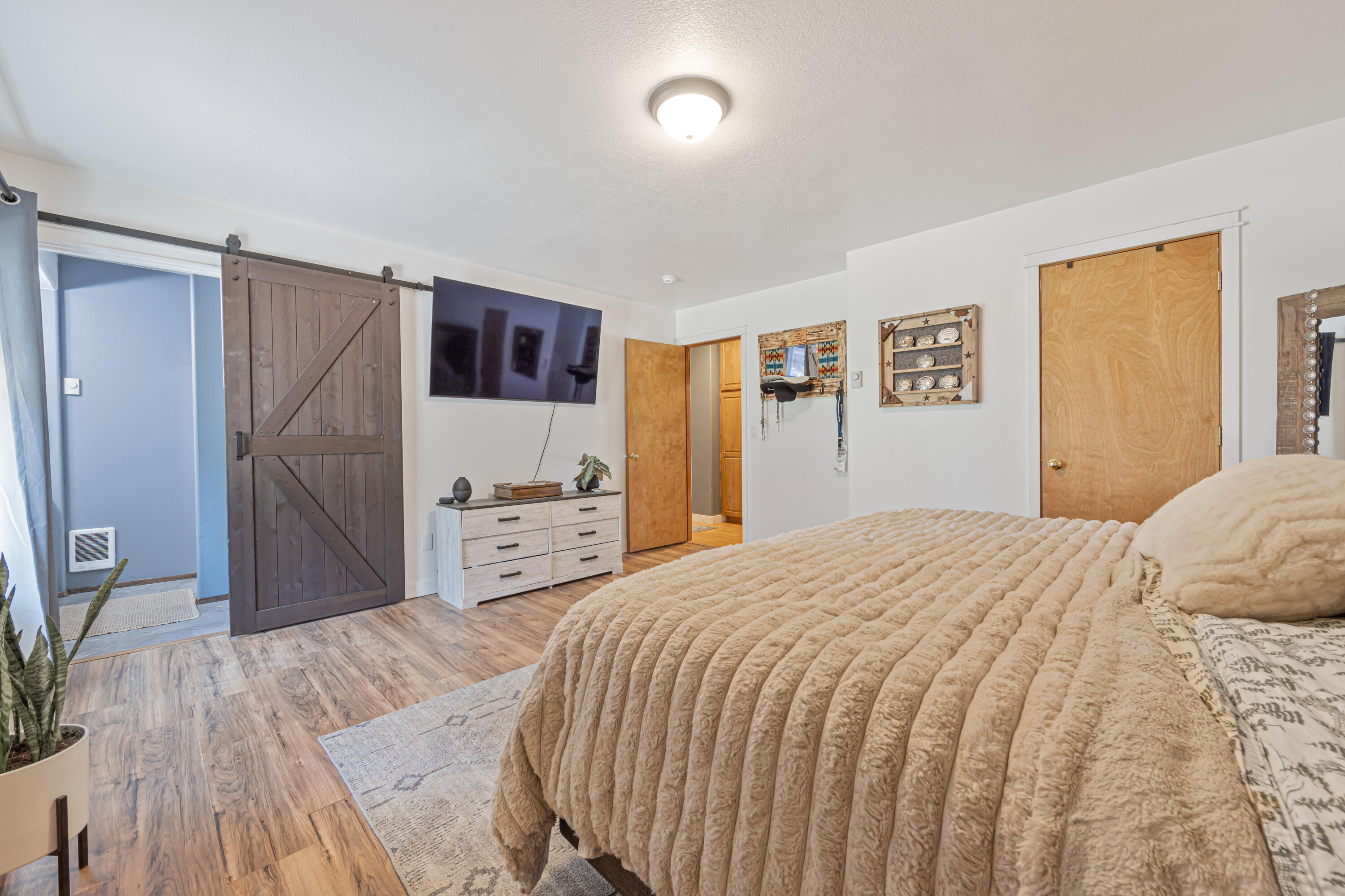 15935 Woodchip Lane