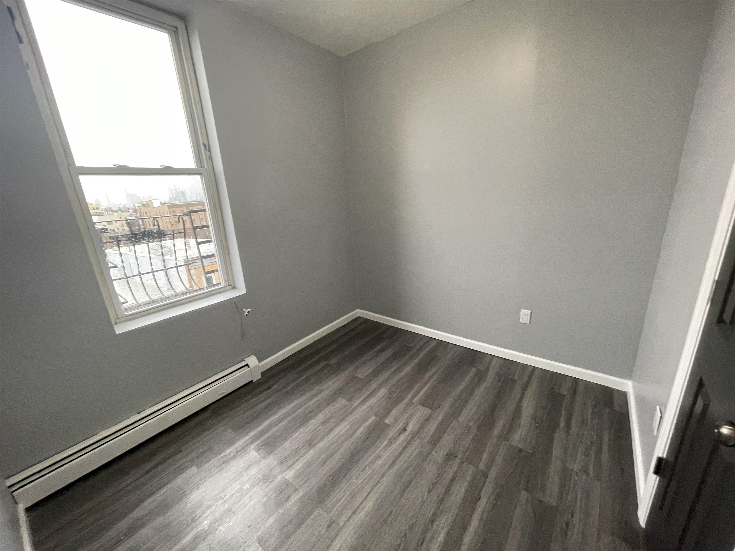 341 CENTRAL AVE Unit: 3A