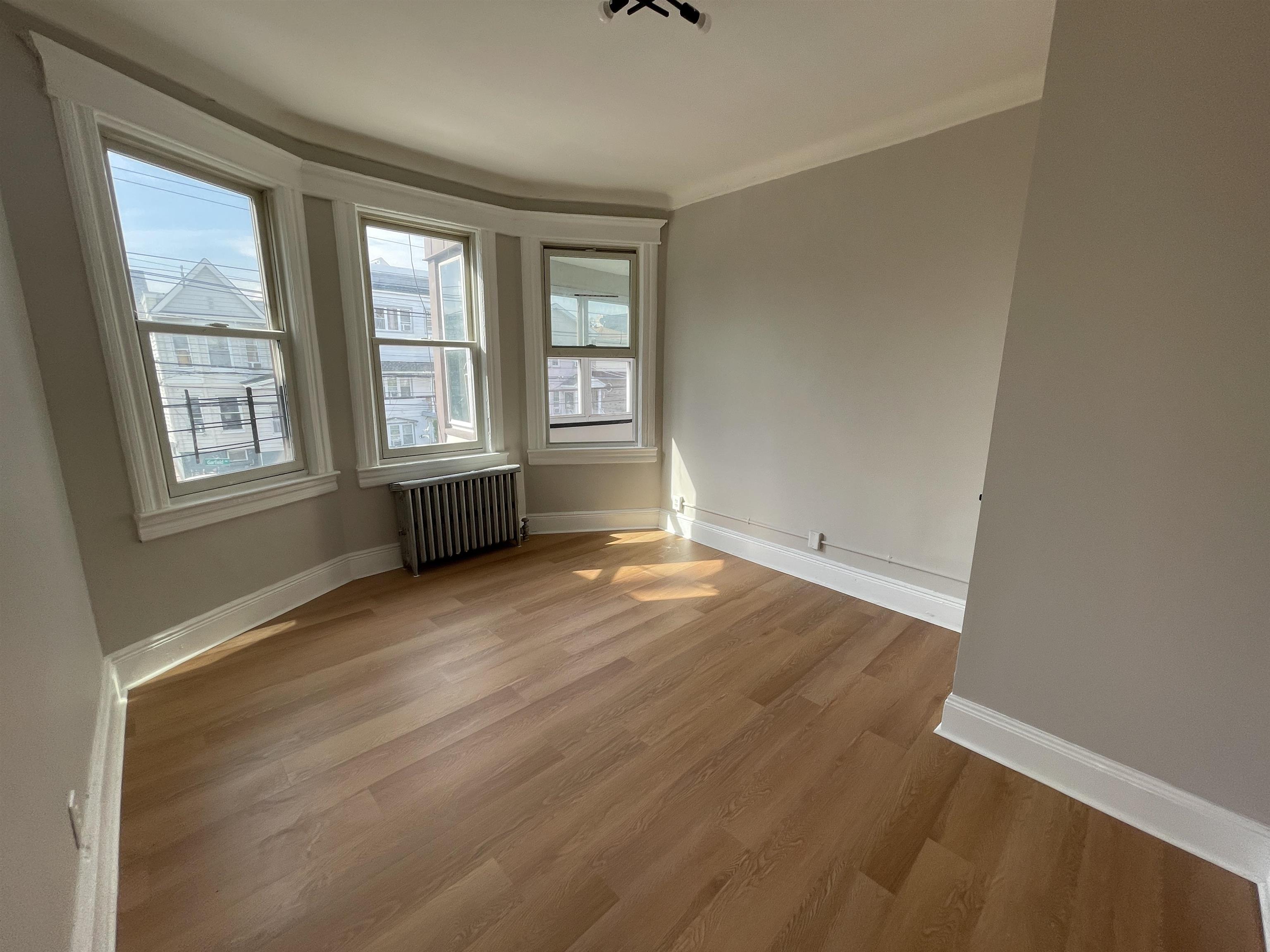 164 GARFIELD AVE