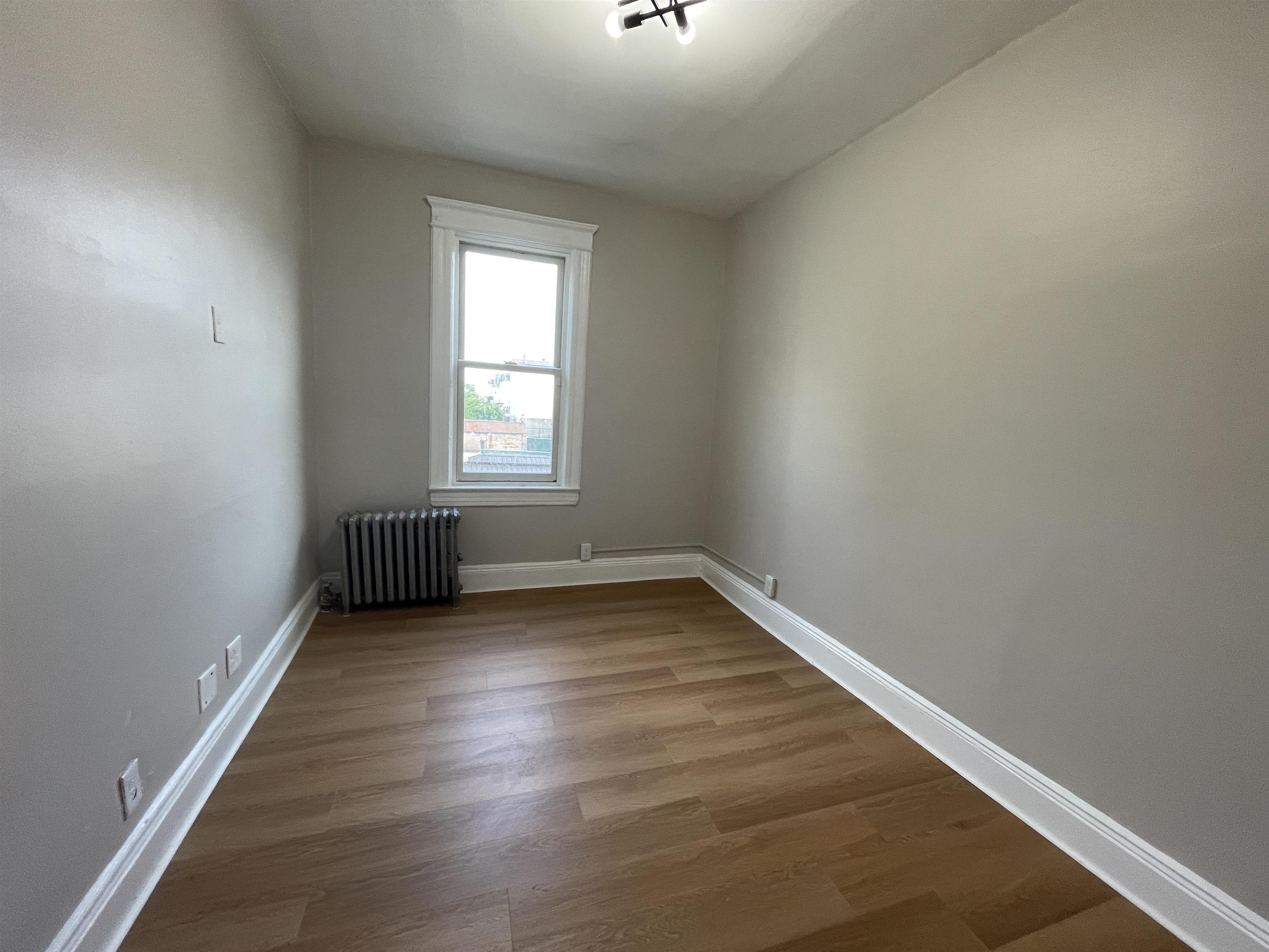 164 GARFIELD AVE