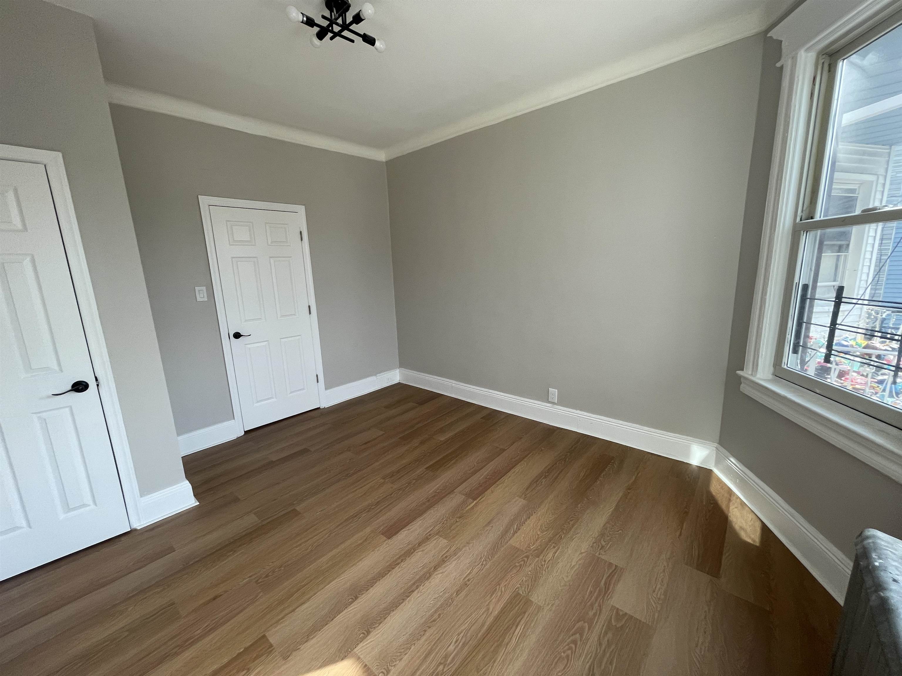 164 GARFIELD AVE